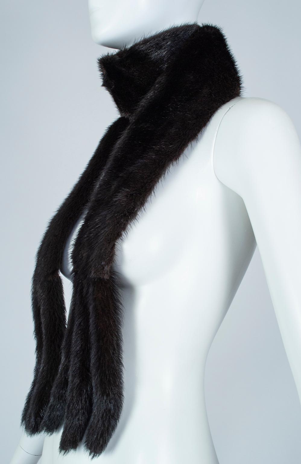 Noir Ira Berg - Écharpe ou ceinture Boa en fourrure de vison noire et soie à franges - 162,5 cm, années 1950 en vente