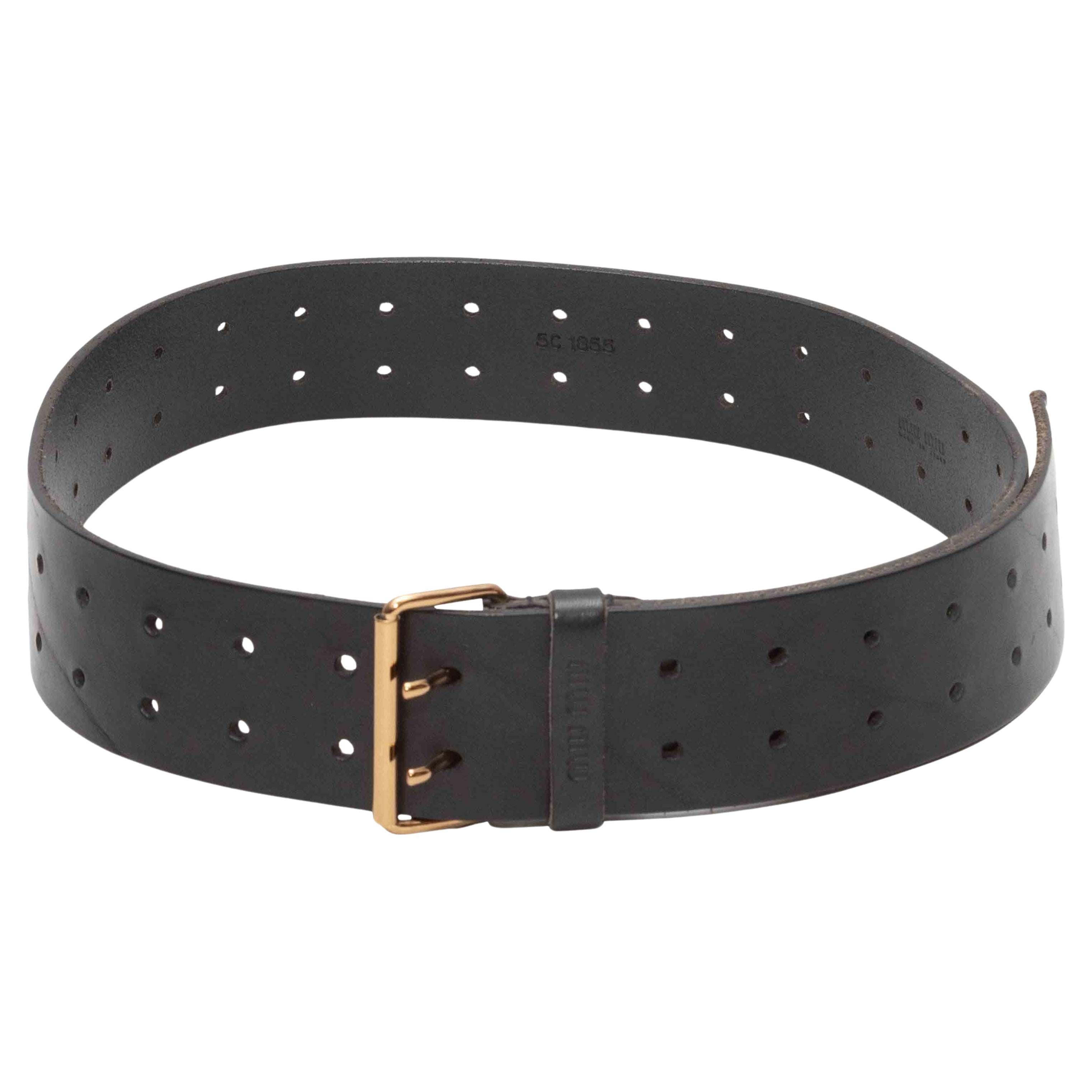 Cintura larga in pelle nera Miu Miu in vendita