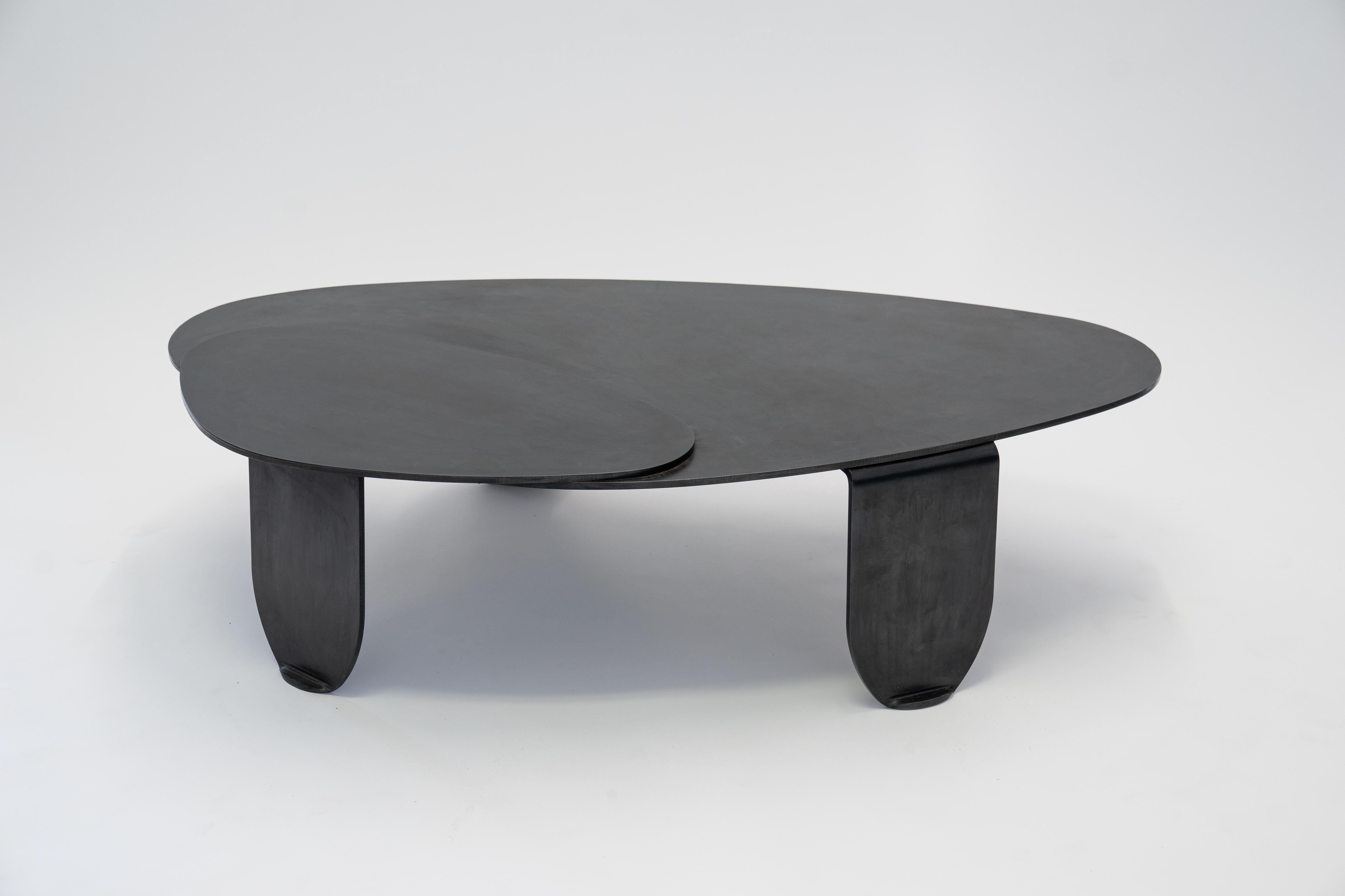 Circular/Organic Shape Coffee Table Black Modern/Contemporary Blackened Steel For Sale 4