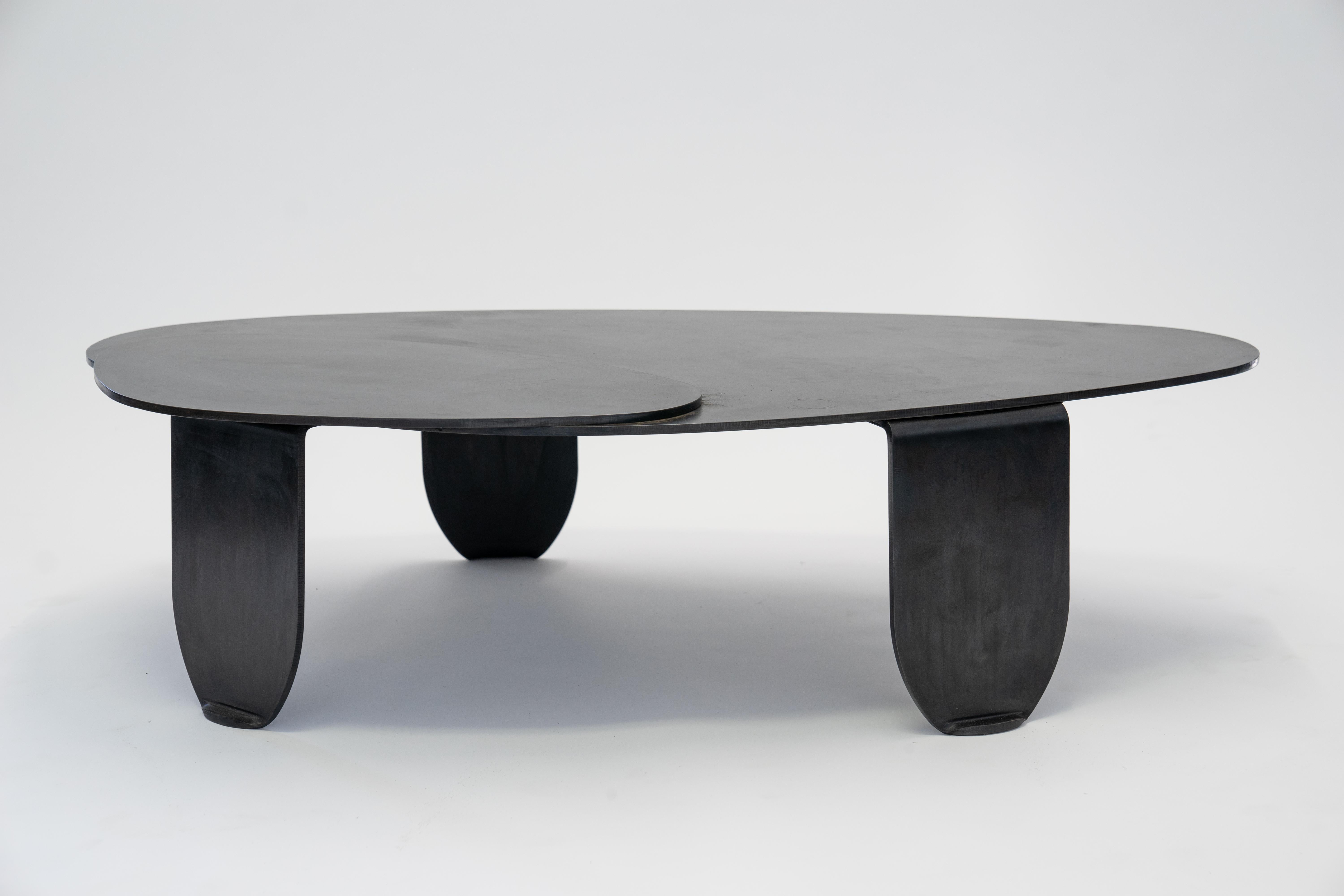 Circular/Organic Shape Coffee Table Black Modern/Contemporary Blackened Steel For Sale 7