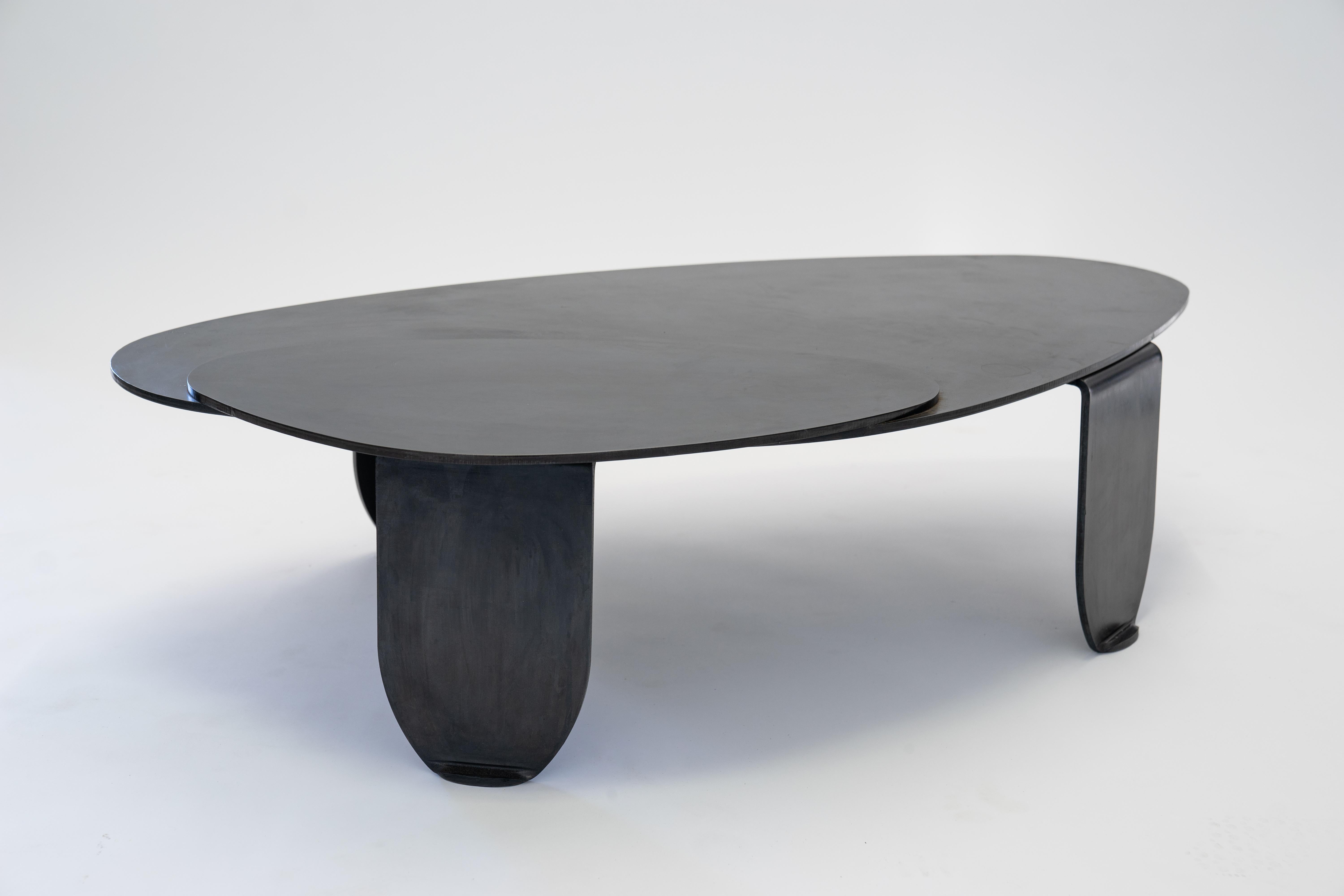Circular/Organic Shape Coffee Table Black Modern/Contemporary Blackened Steel In New Condition For Sale In Bronx, NY