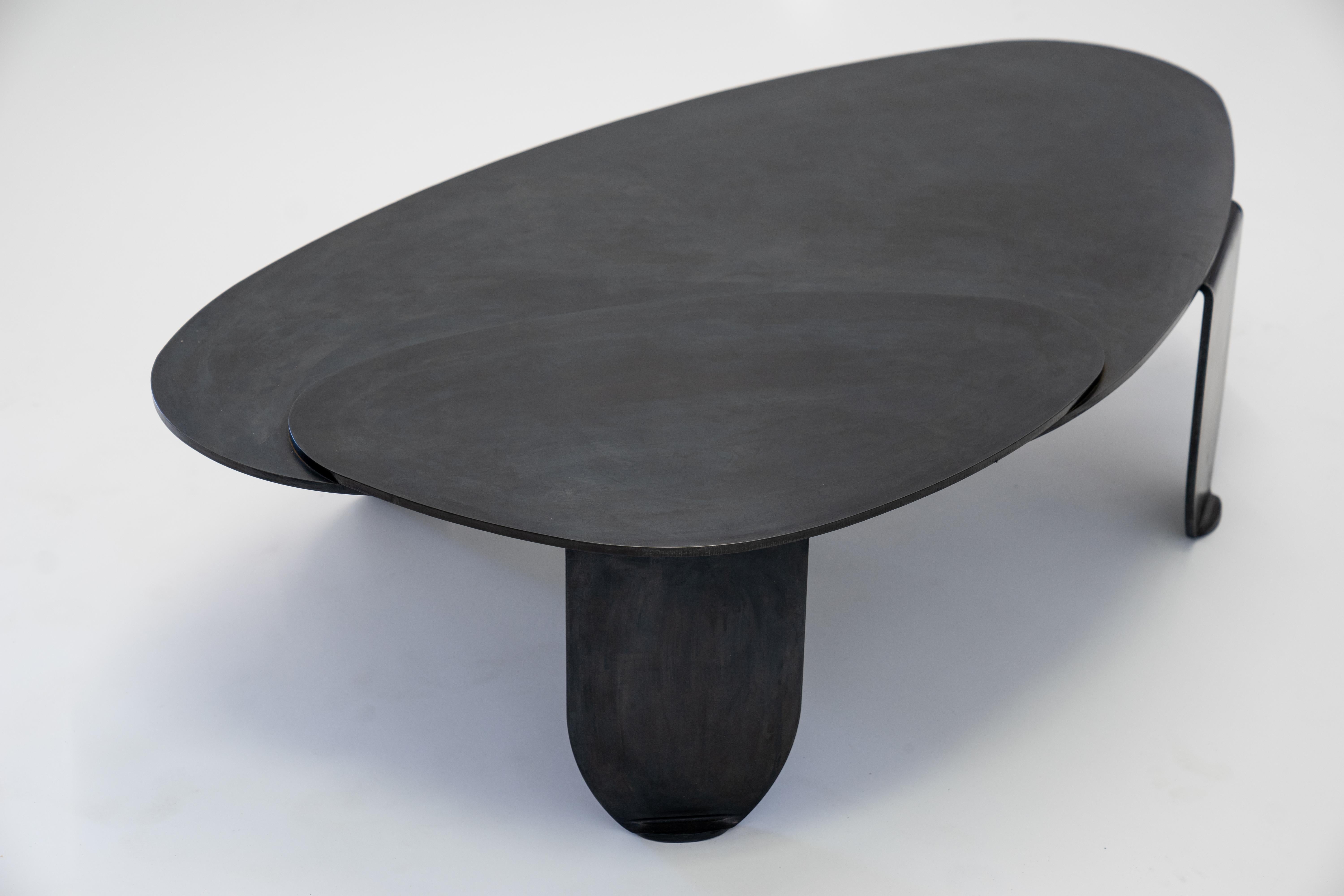 Circular/Organic Shape Coffee Table Black Modern/Contemporary Blackened Steel For Sale 1