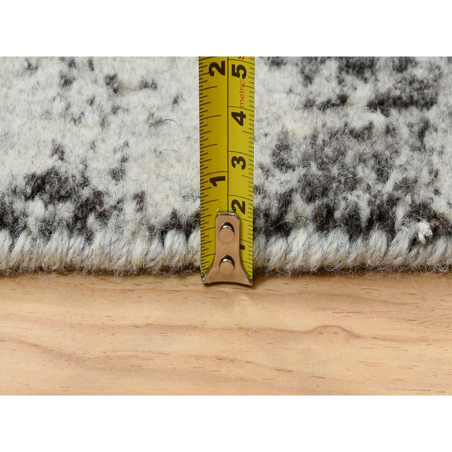 Tappeto nero di design moderno in lana e seta lavorato a mano e di grandi dimensioni, 12'0