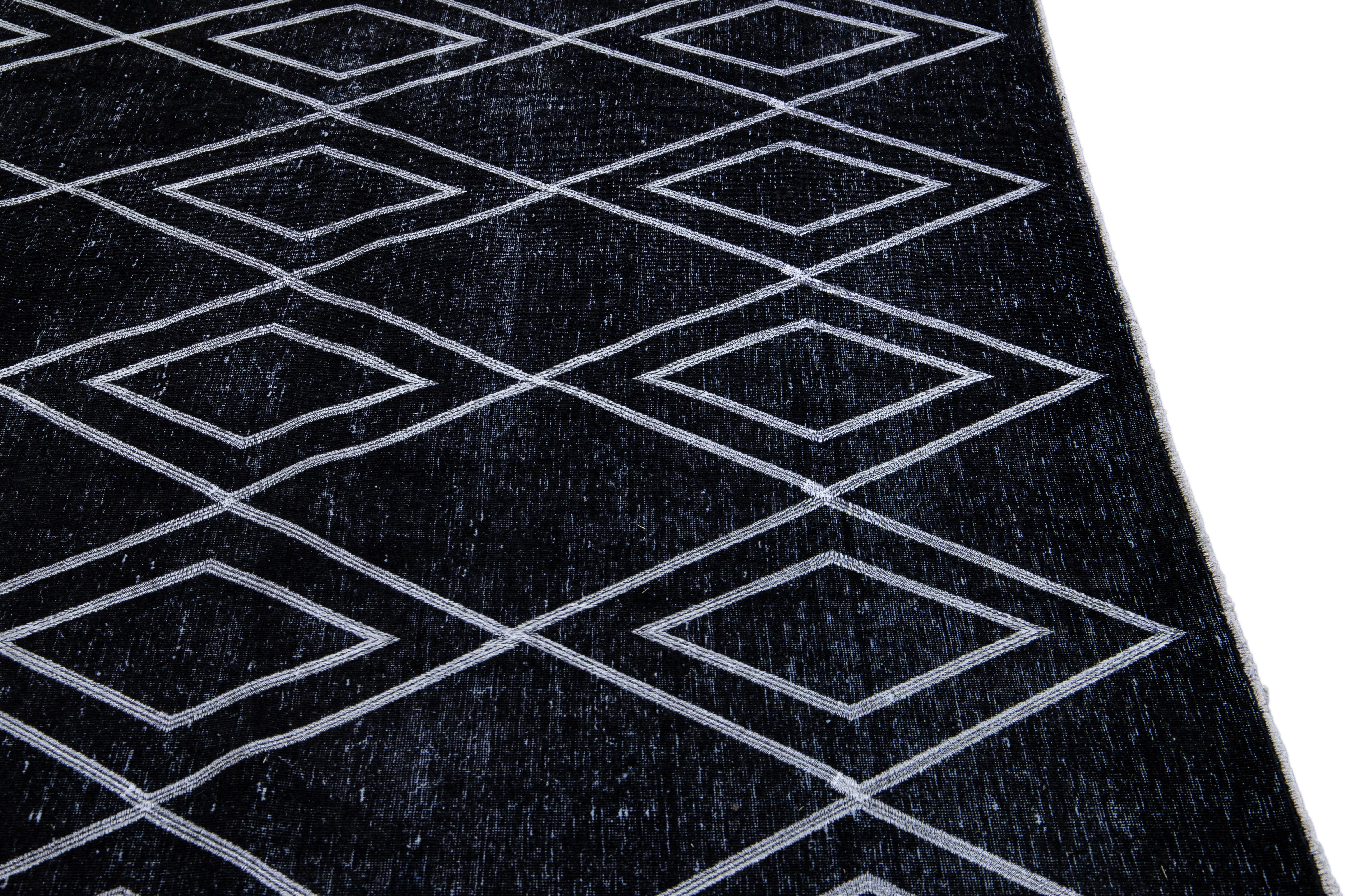 Black Modern Turkish Handmade Geometric Diamond Pattern Wool Rug For Sale 4