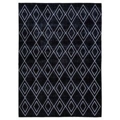 Schwarzer moderner türkischer handgefertigter Wollteppich mit geometrischem Diamantmuster in Schwarz