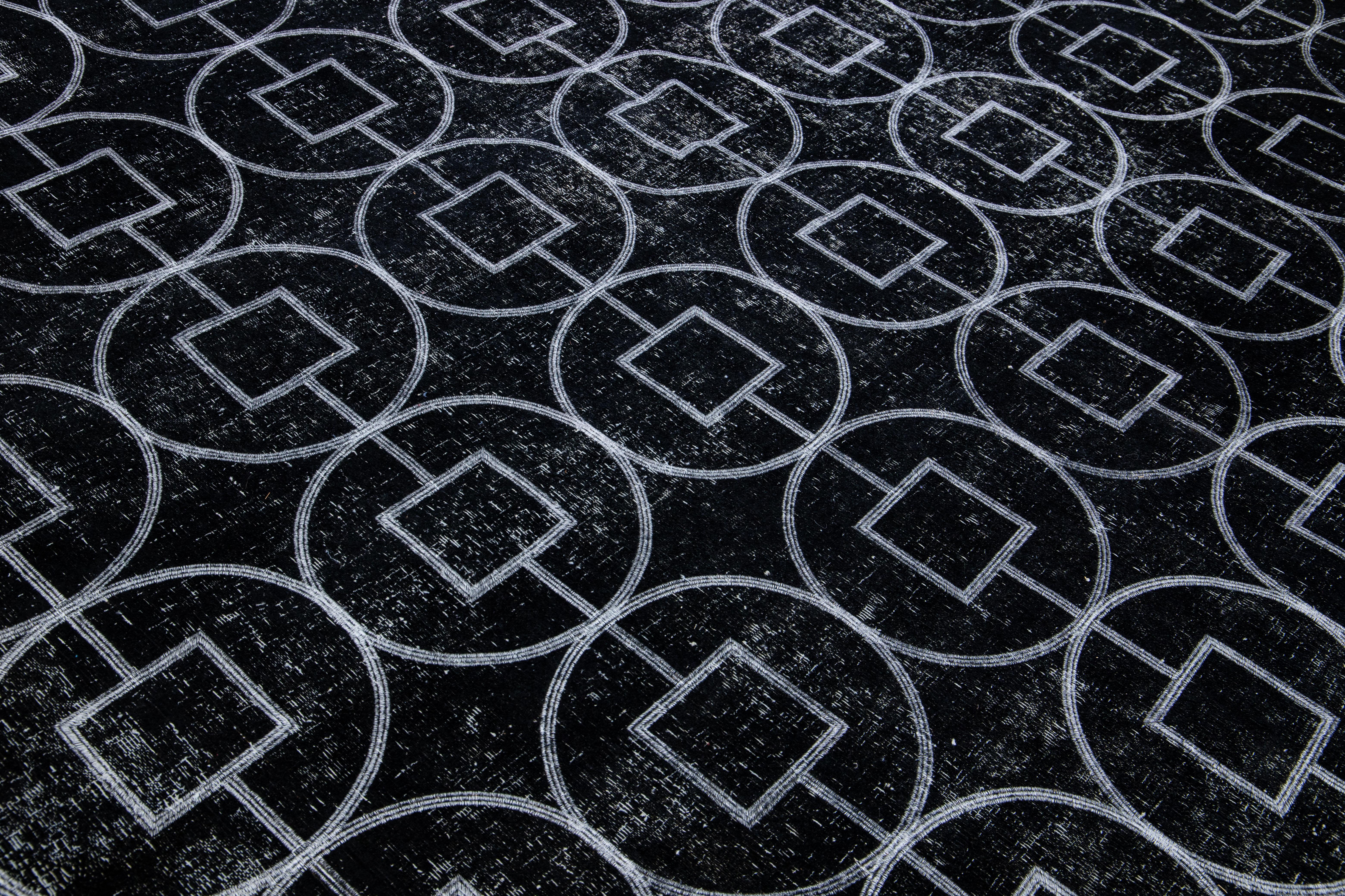 Contemporary Black Modern Turkish Handmade Geometric Pattern Wool Rug For Sale