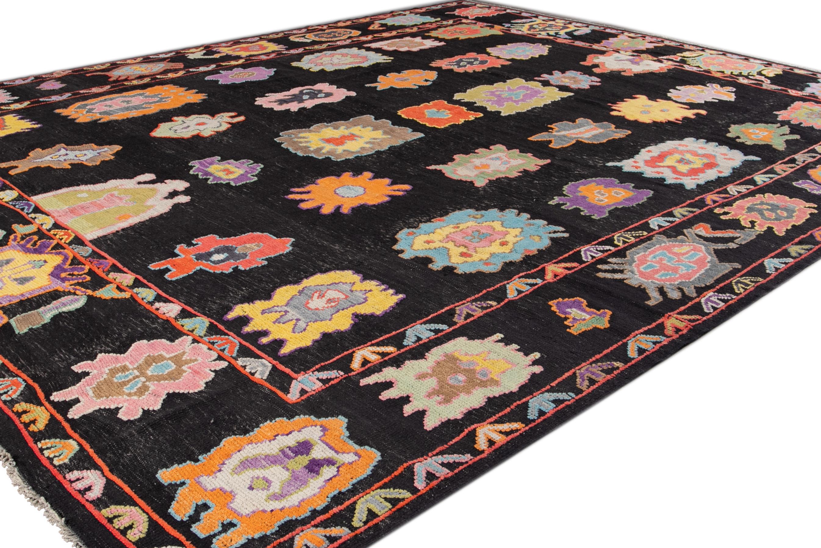 Black Modern Turkish Handmade Wool Rug For Sale 2