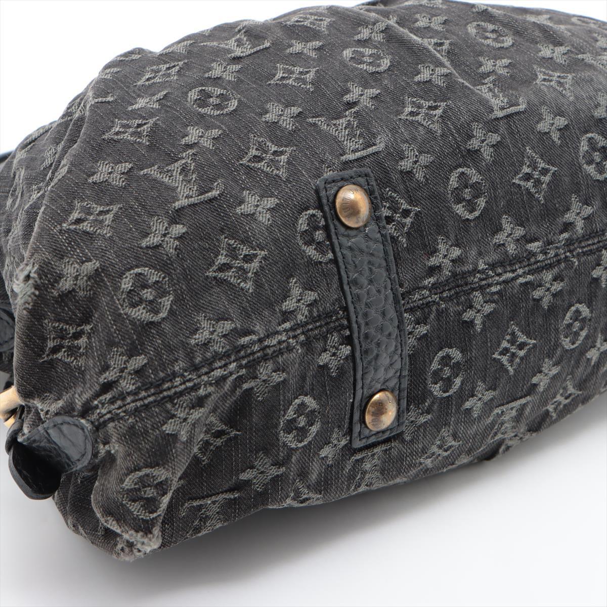 Schwarze Monogramm-Denim-Umhängetasche von Louis Vuitton Neo Cabby MM mit goldfarbenem Muster 2