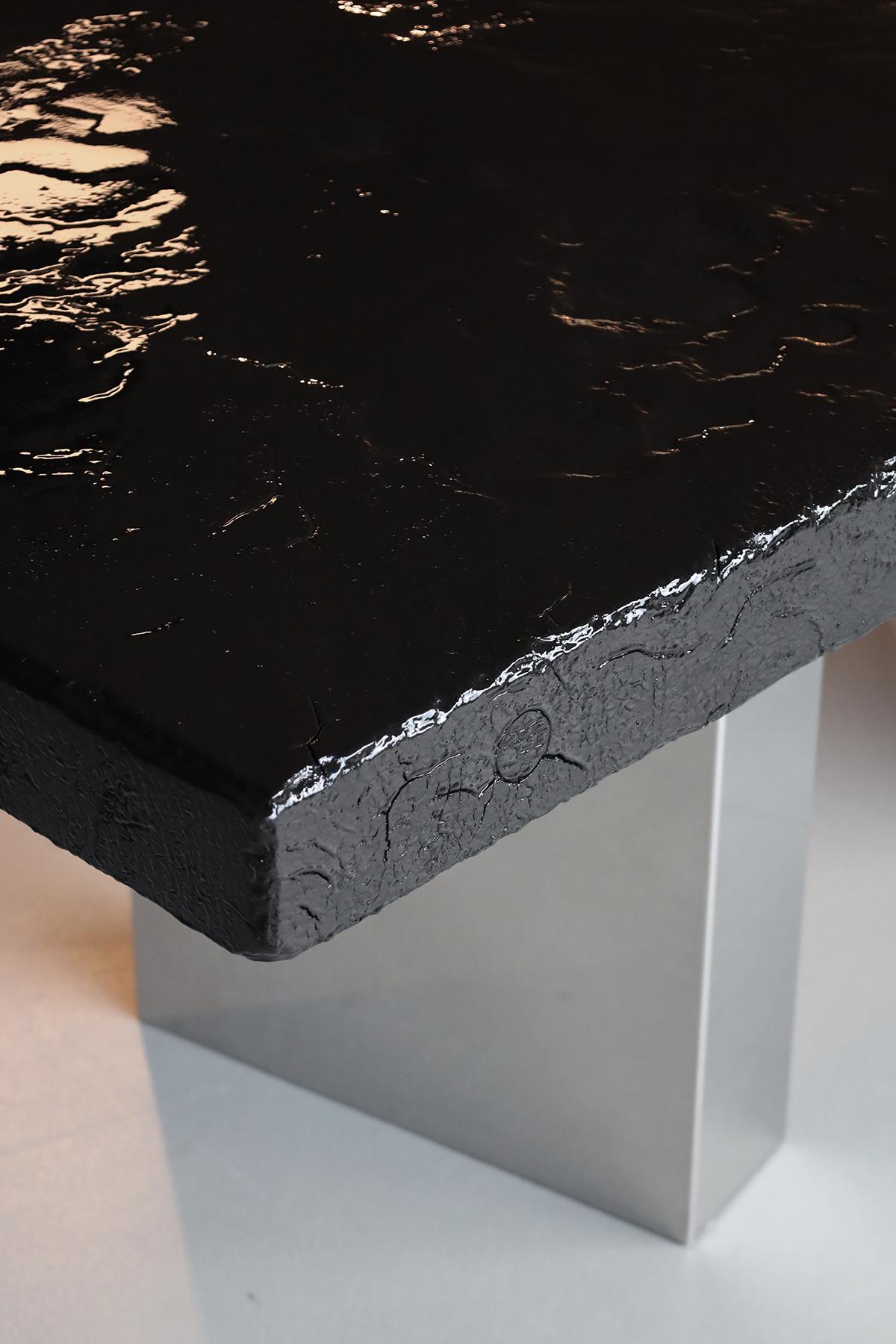 XXIe siècle et contemporain Table à manger Black Moon en vente