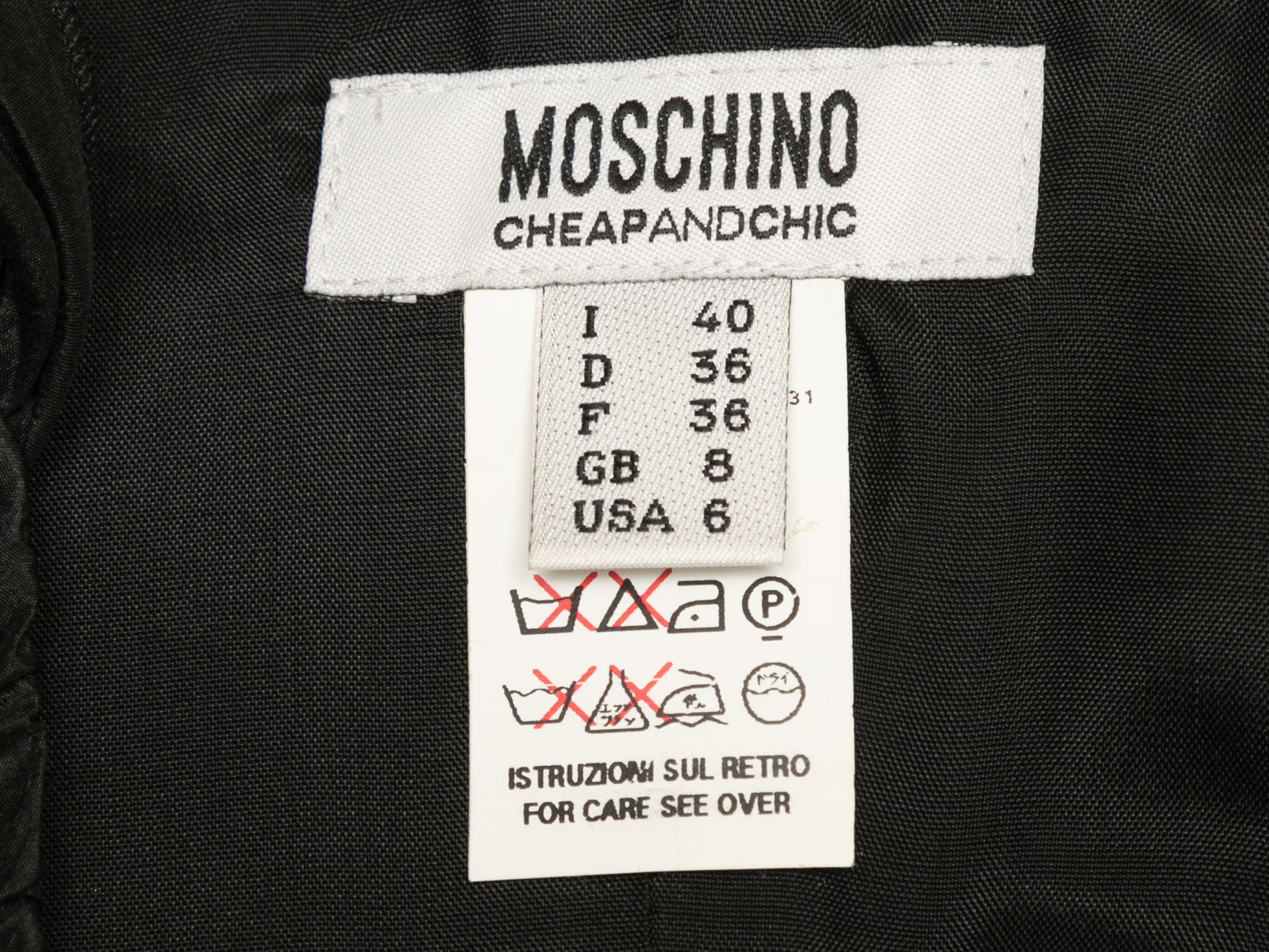 Vestido negro sin mangas Moschino Cheap and Chic Talla US 6 en Bueno estado para la venta en New York, NY