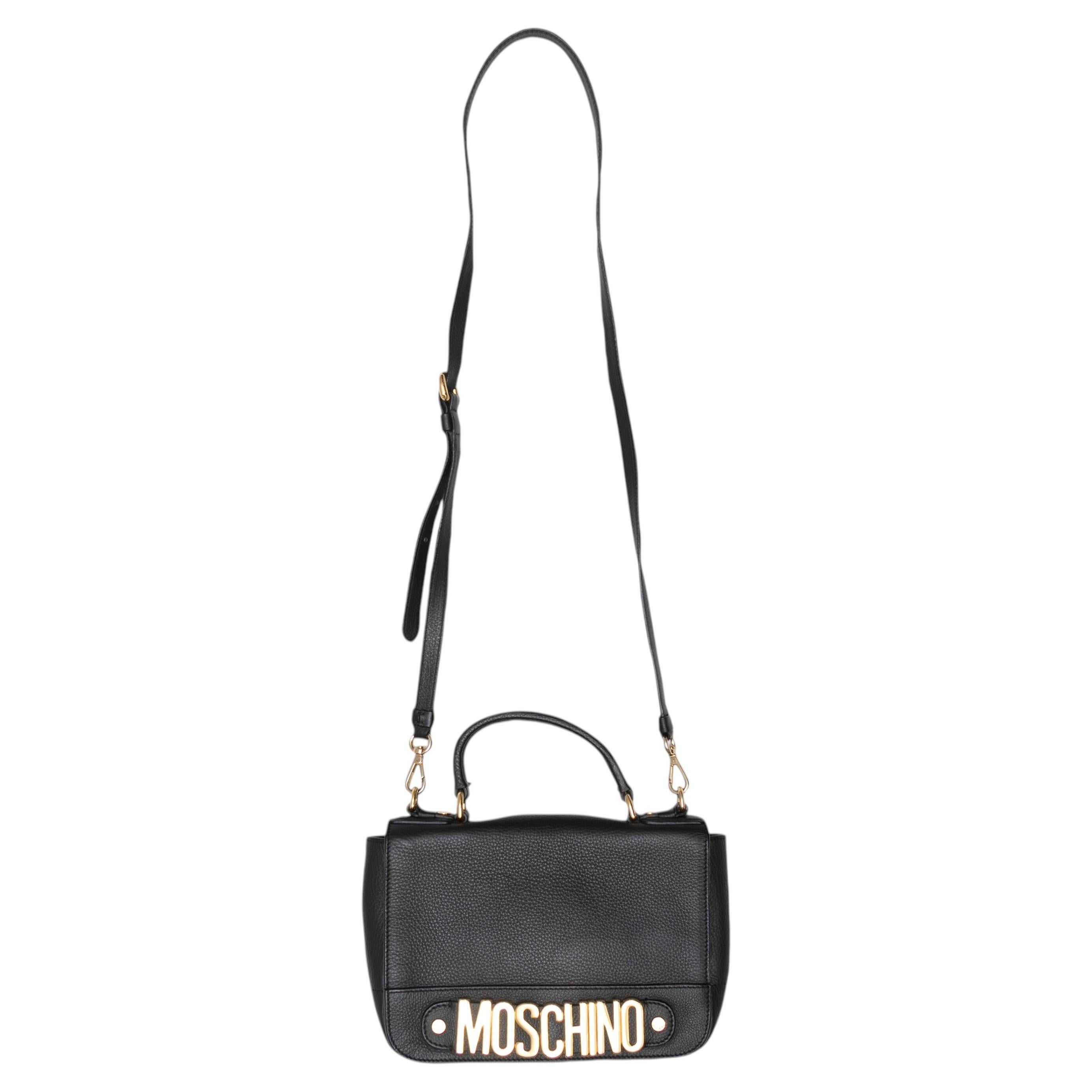 Schwarze Moschino Spellout-Lederhandtasche im Angebot