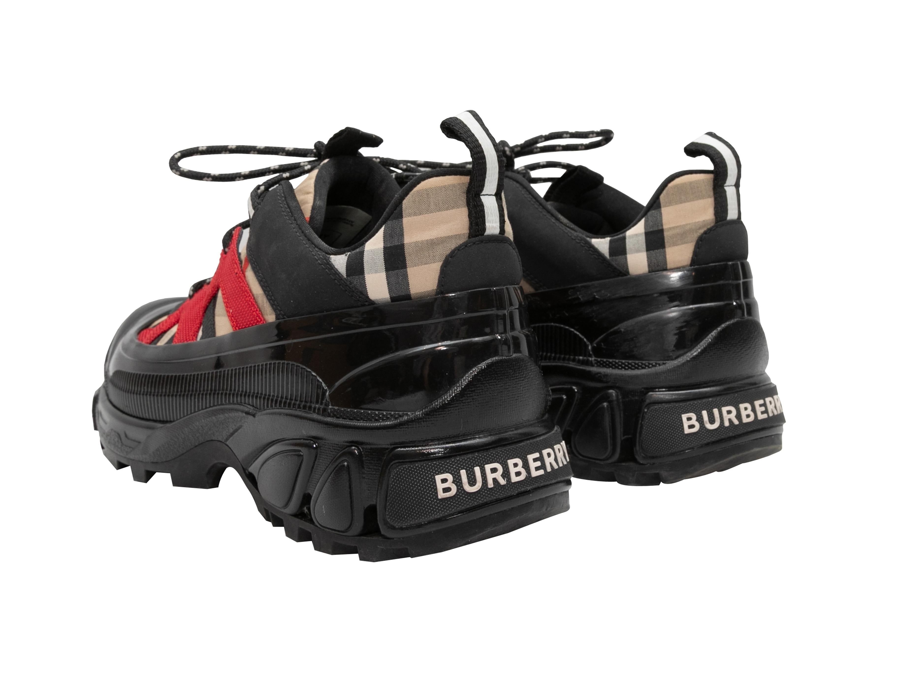 Women's Black & Multicolor Burberry Arthur Low-Top Sneakers Size 38.5 For Sale