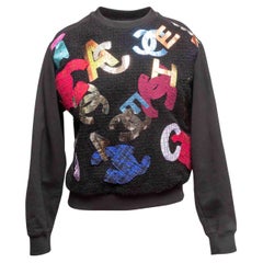 Black & Multicolor Chanel 2022 Logo Applique Sweatshirt Size FR 34