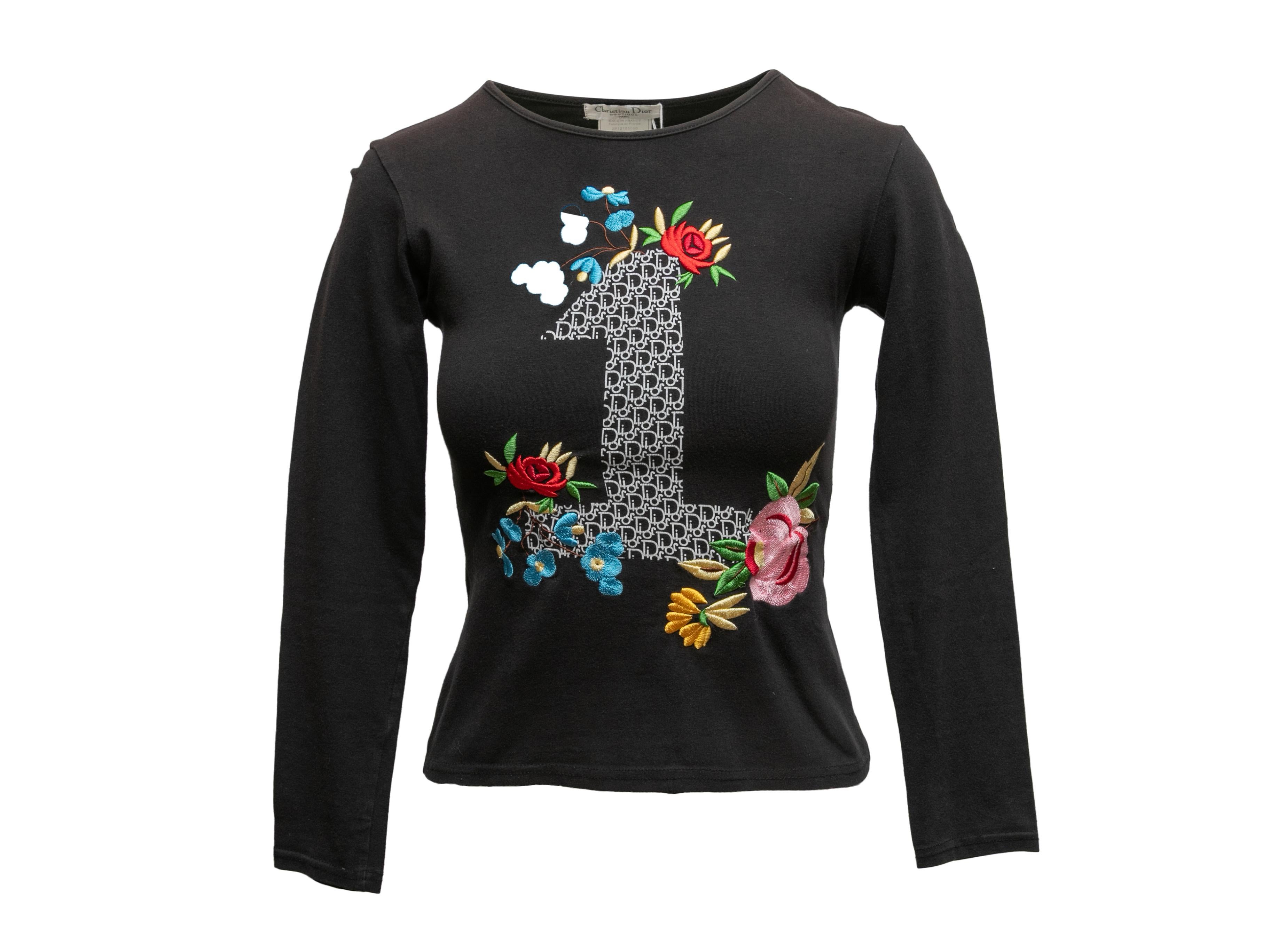 Schwarzer und mehrfarbiger Pullover mit Blumenstickerei von Christian Dior sweater. Rundhalsausschnitt. Schräger Stoffaufnäher auf der Vorderseite. 26
