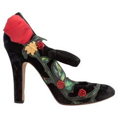 Mary & Gabbana, nero e multicolore, con fiori applicati e tacchi a spillo, taglia 39