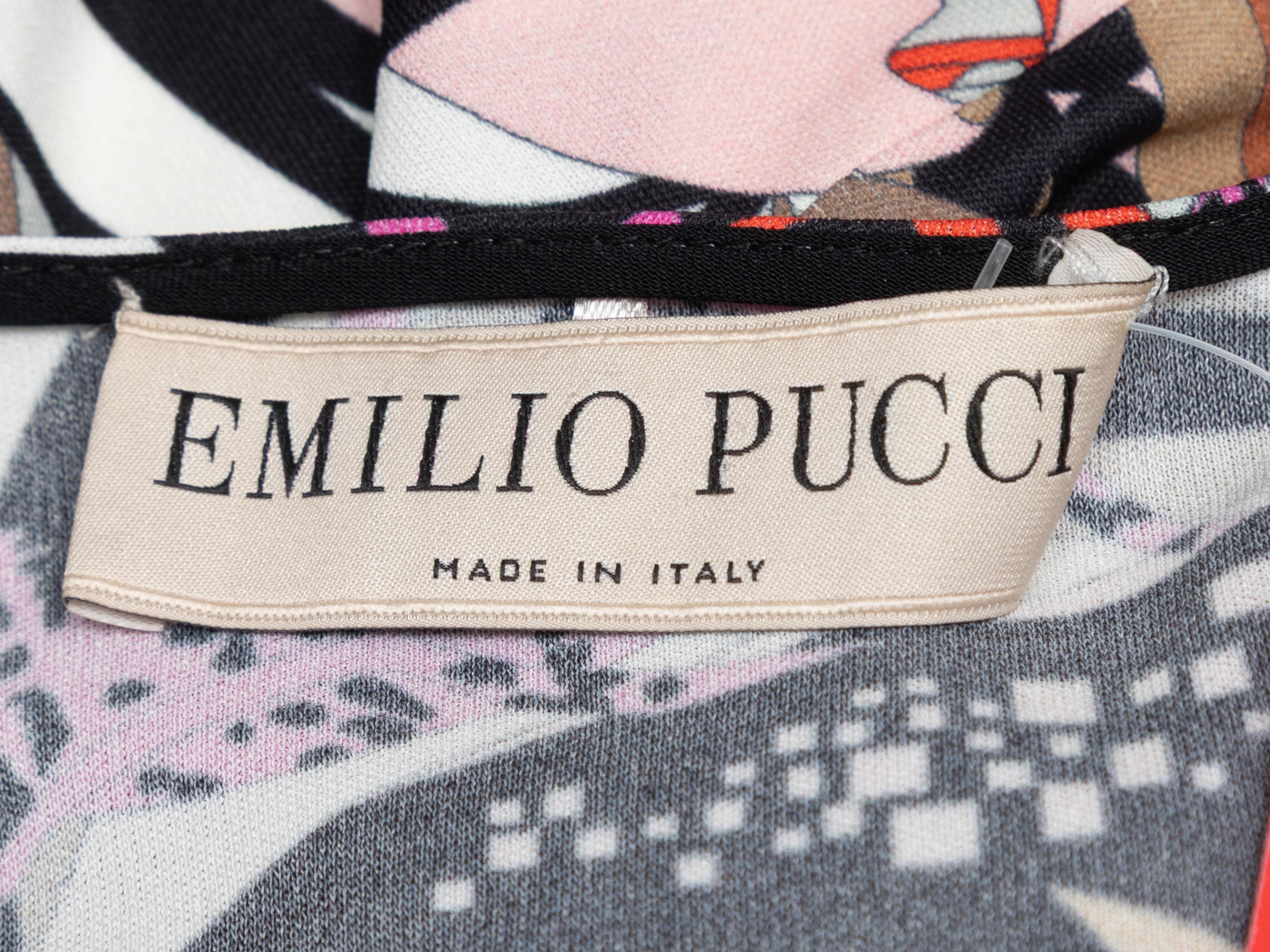 Robe sans manches imprimée noire et multicolore signée Emilio Pucci. Encolure surplombante. Taille de 30