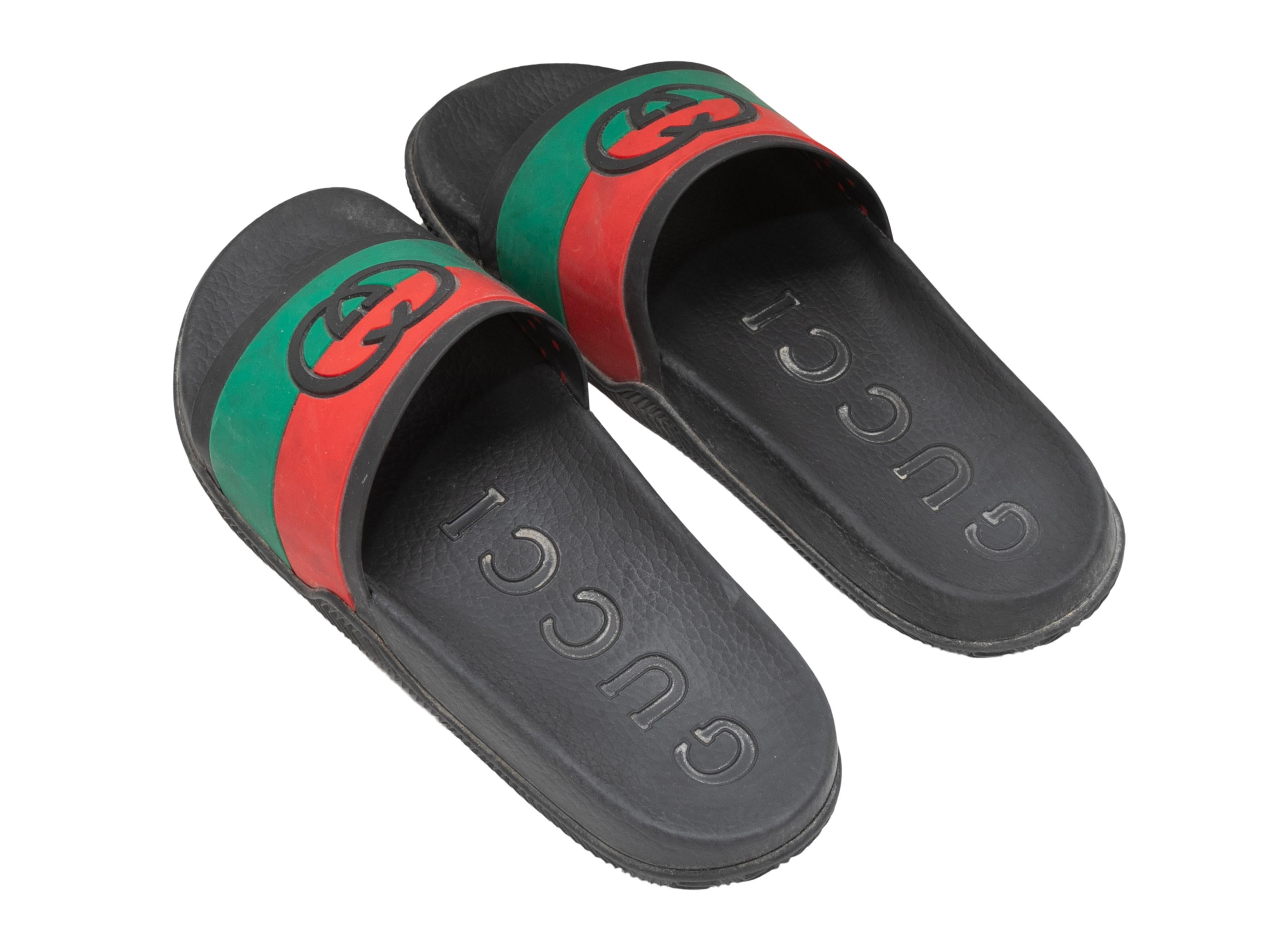 Black & Multicolor Gucci Men's Rubber Slide Sandals In Good Condition In New York, NY