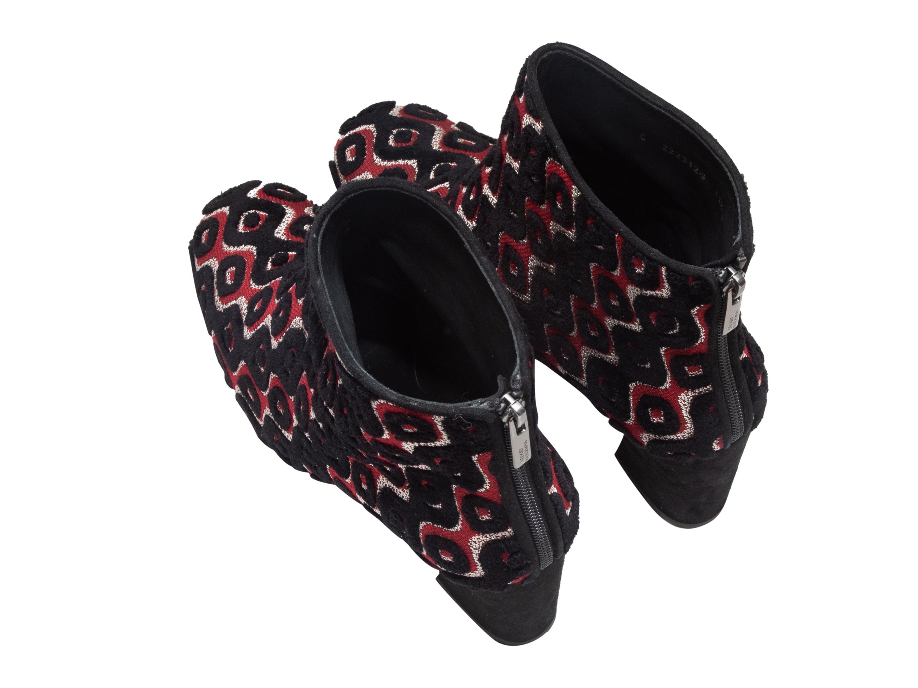 Noir Bottines à talons en jacquard noir et multicolore Stuart Weitzman Taille 11.5 en vente