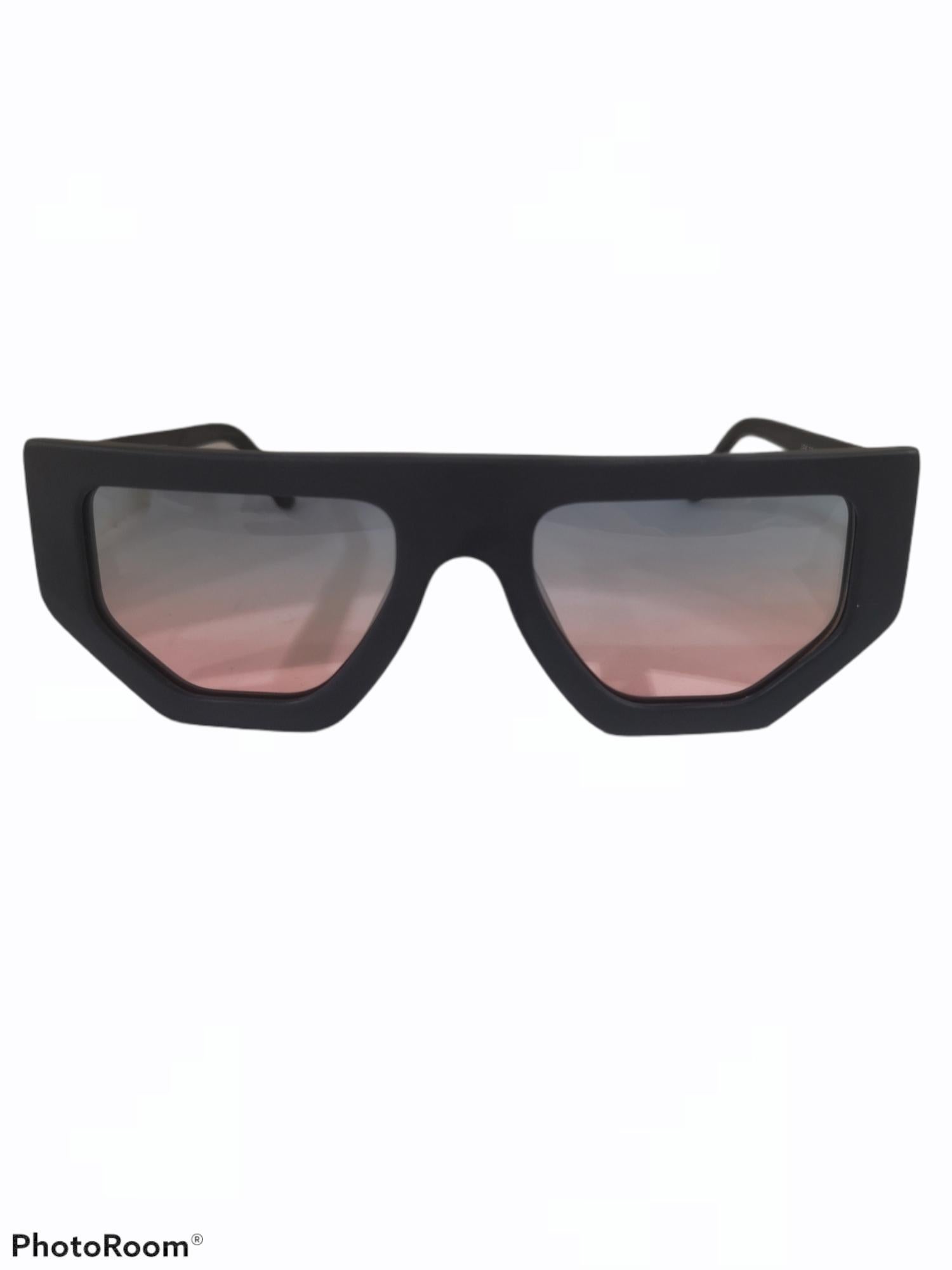 Black multicoloured glasses sunglasses NWOT In New Condition In Capri, IT
