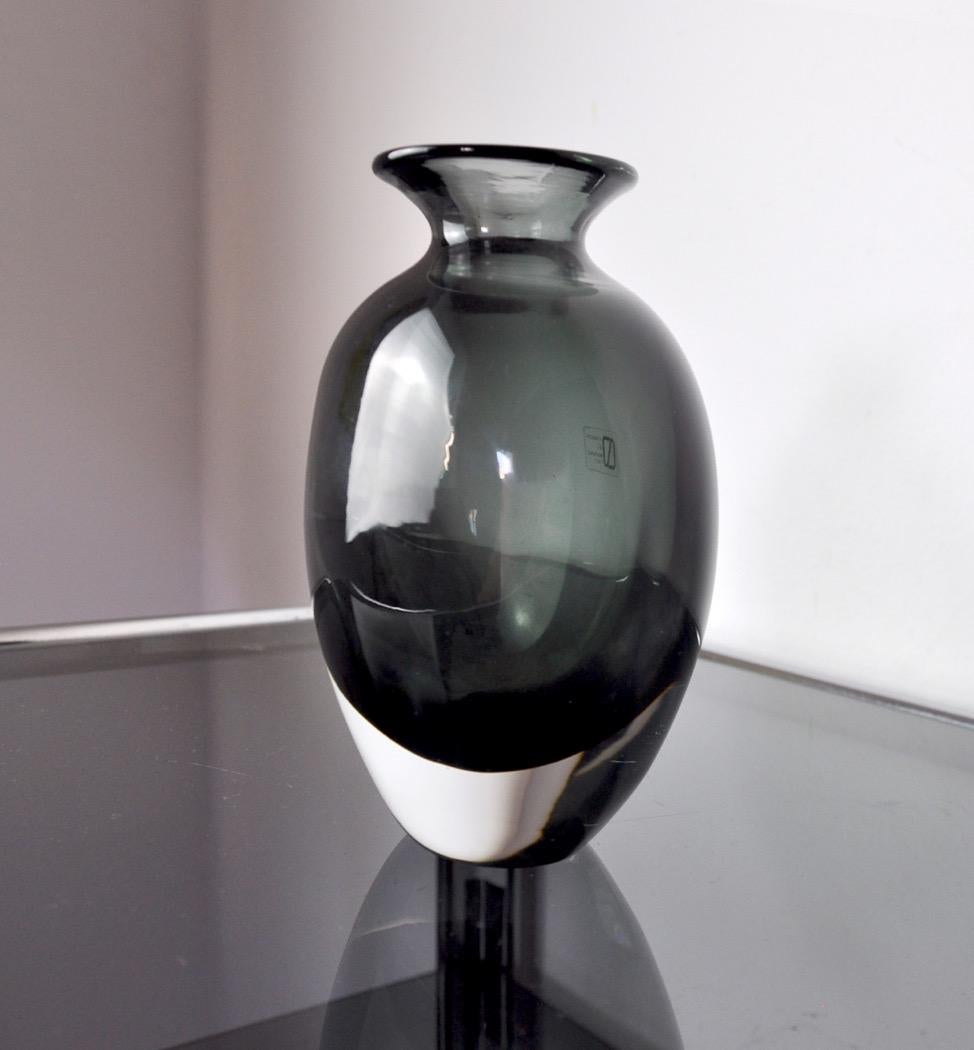 Black Nason Vase by Vincenzo and Carlo Nason in Murano Glass, Italy, 1960 In Good Condition For Sale In BARCELONA, ES