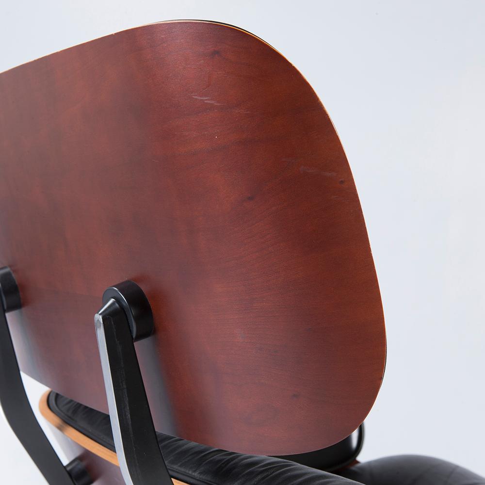 Mid-Century Modern Black and Natural Cherry Herman Miller Eames Original Lounge Chair and Ottoman