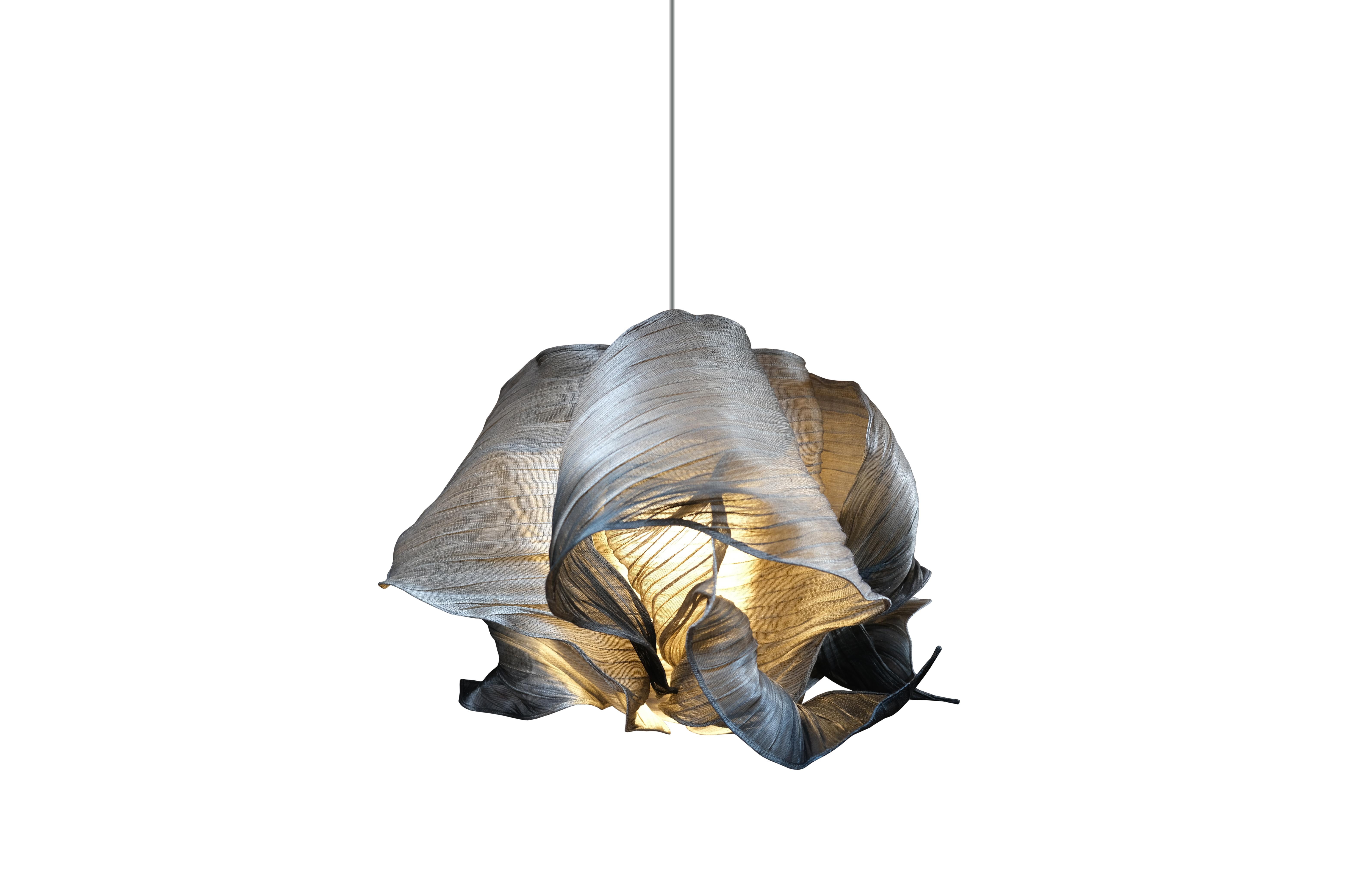 Postmoderne Lampe suspendue Nebula peinte à la main par Mirei Monticelli en vente