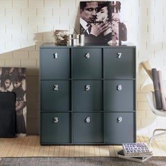 Boîte d'outils noire numérotée, conçue par Pietro Arosio, fabriquée en Italie