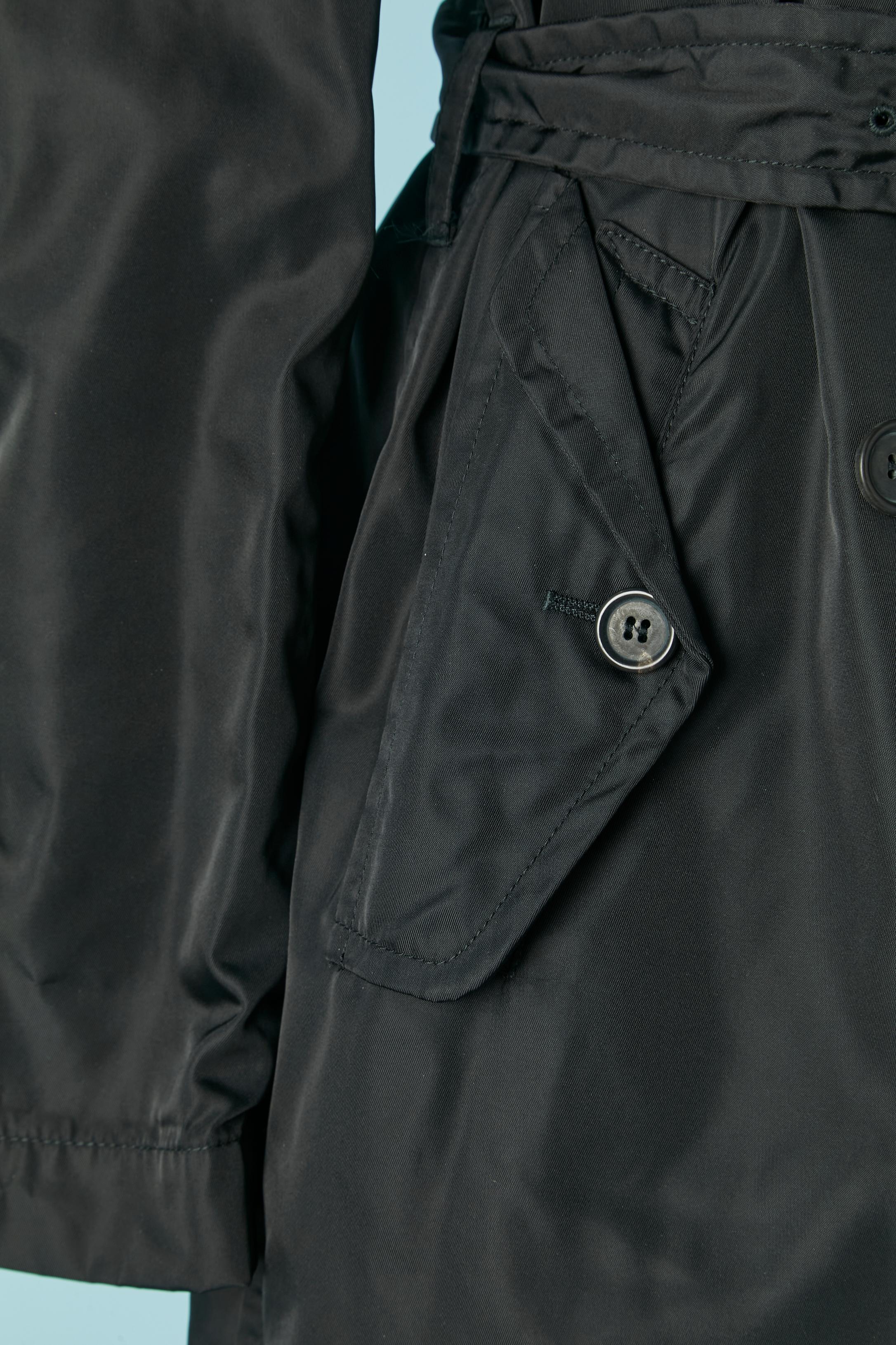 Trench noir en nylon à double boutonnage PRADA Excellent état - En vente à Saint-Ouen-Sur-Seine, FR