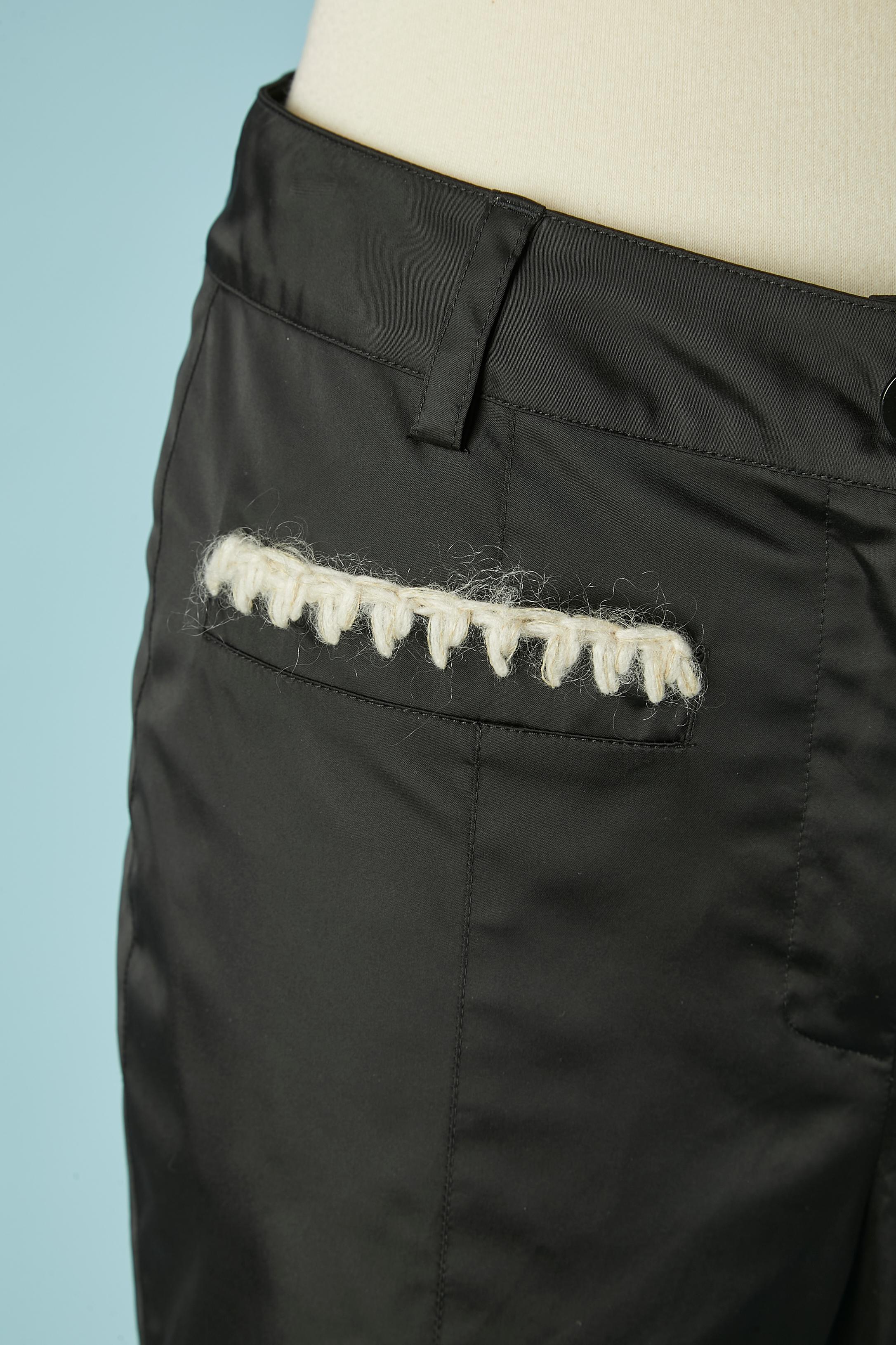 Schwarze Skihose aus Nylon mit Mohair-Details CHANEL FW 2018 im Zustand „Hervorragend“ im Angebot in Saint-Ouen-Sur-Seine, FR