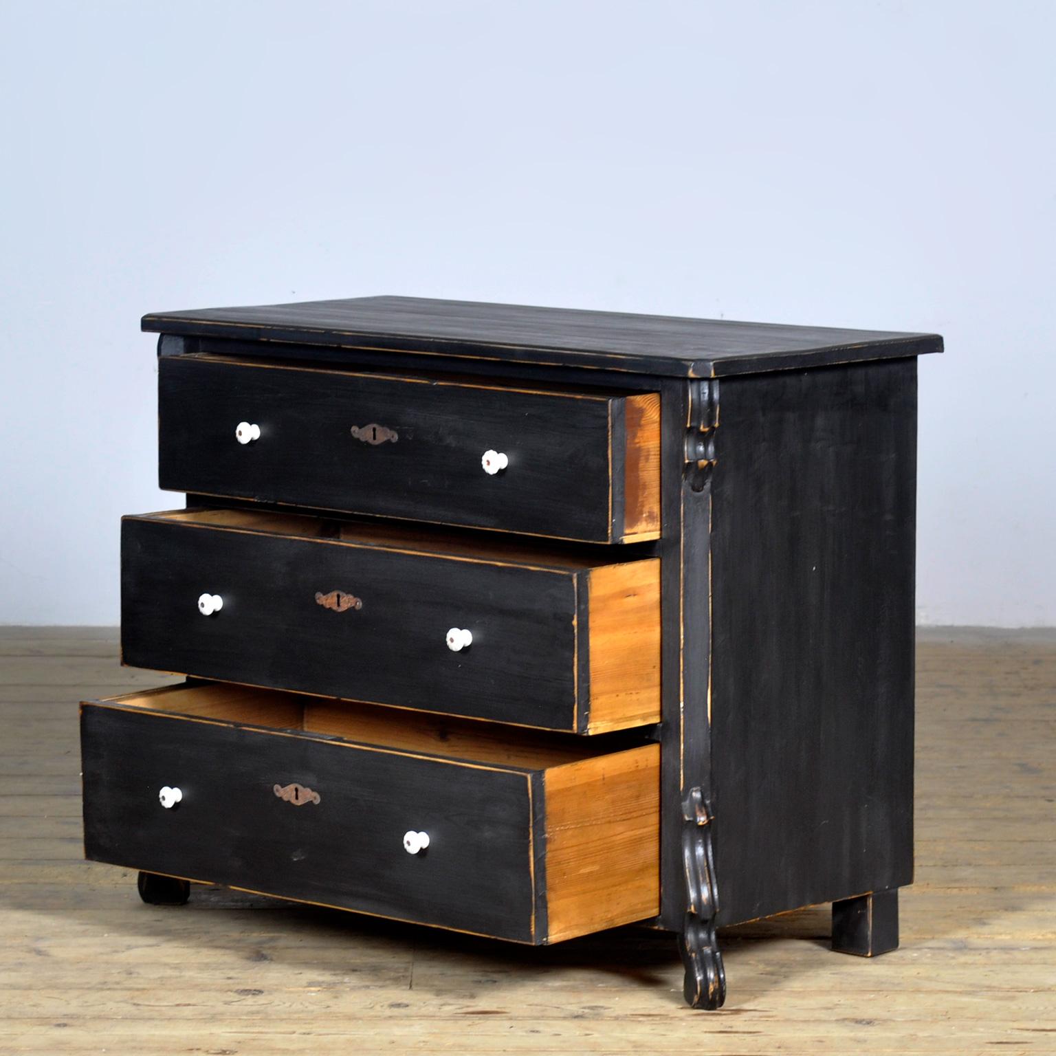 Peint Commode en Oak Oak et pin, années 1910 en vente