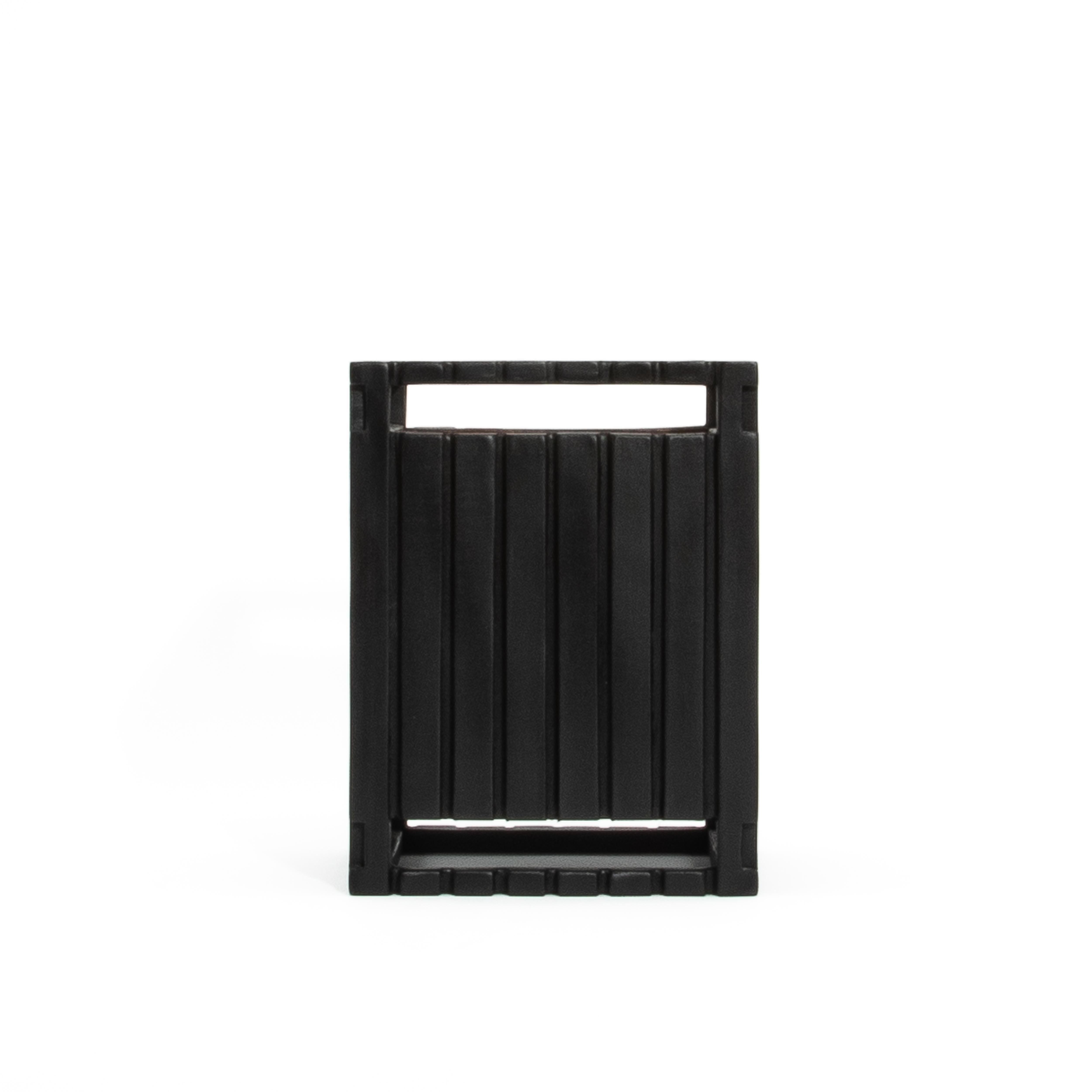 Papelera con Detalle en Roble Negro by R&Y Augousti Moderno en venta