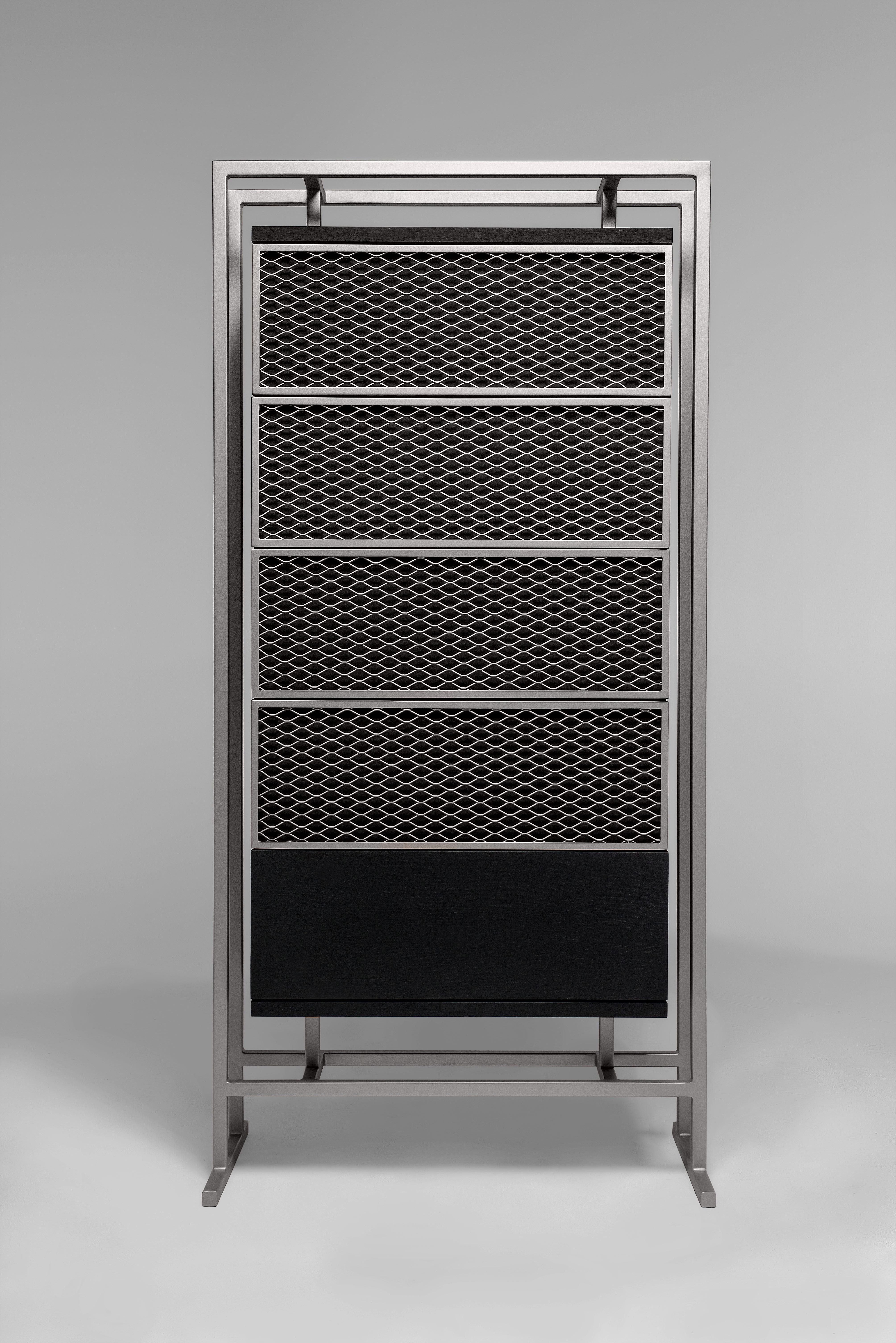 black drawer