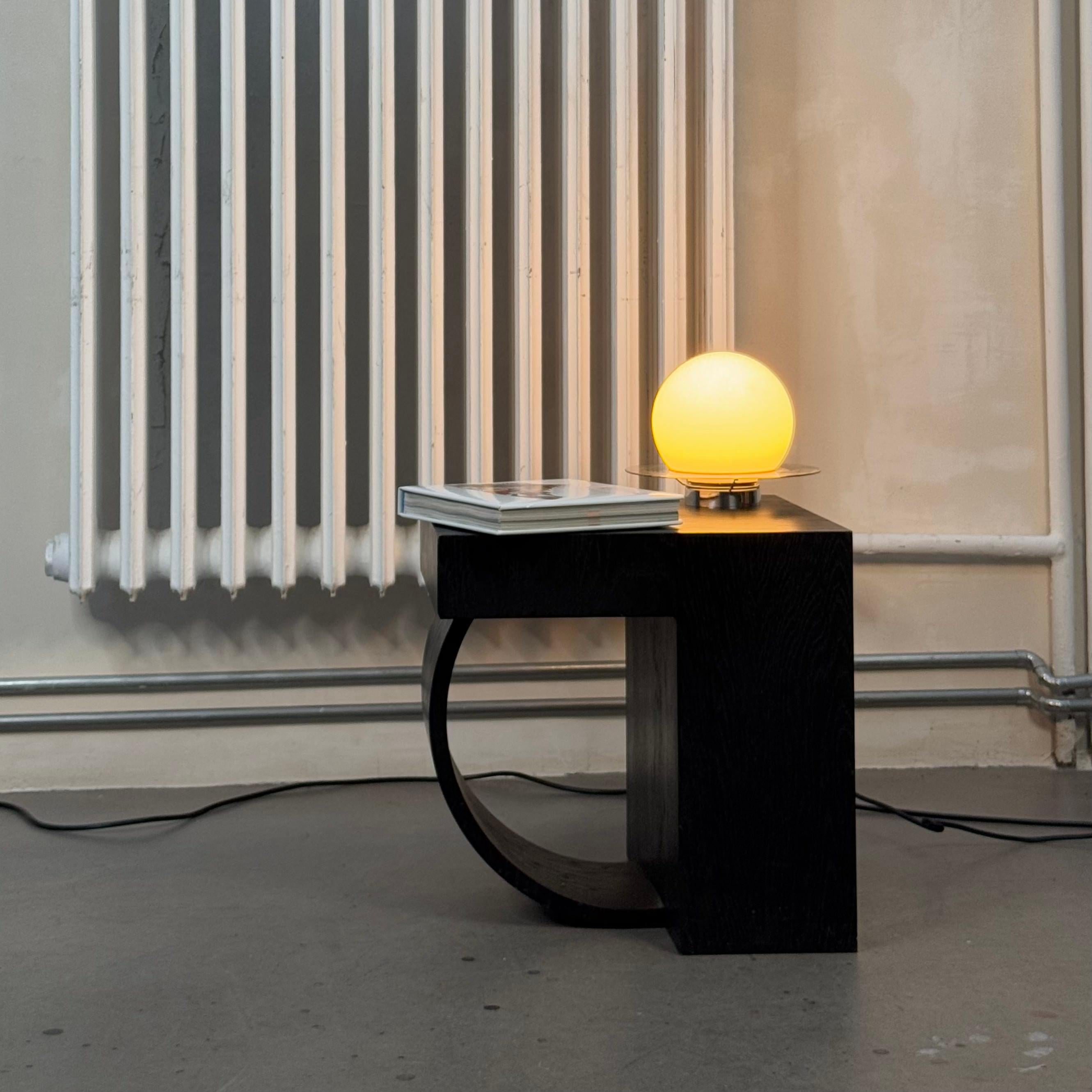 Table basse moderne en bois d'Oak Oak noir Neuf - En vente à Berlin, BE