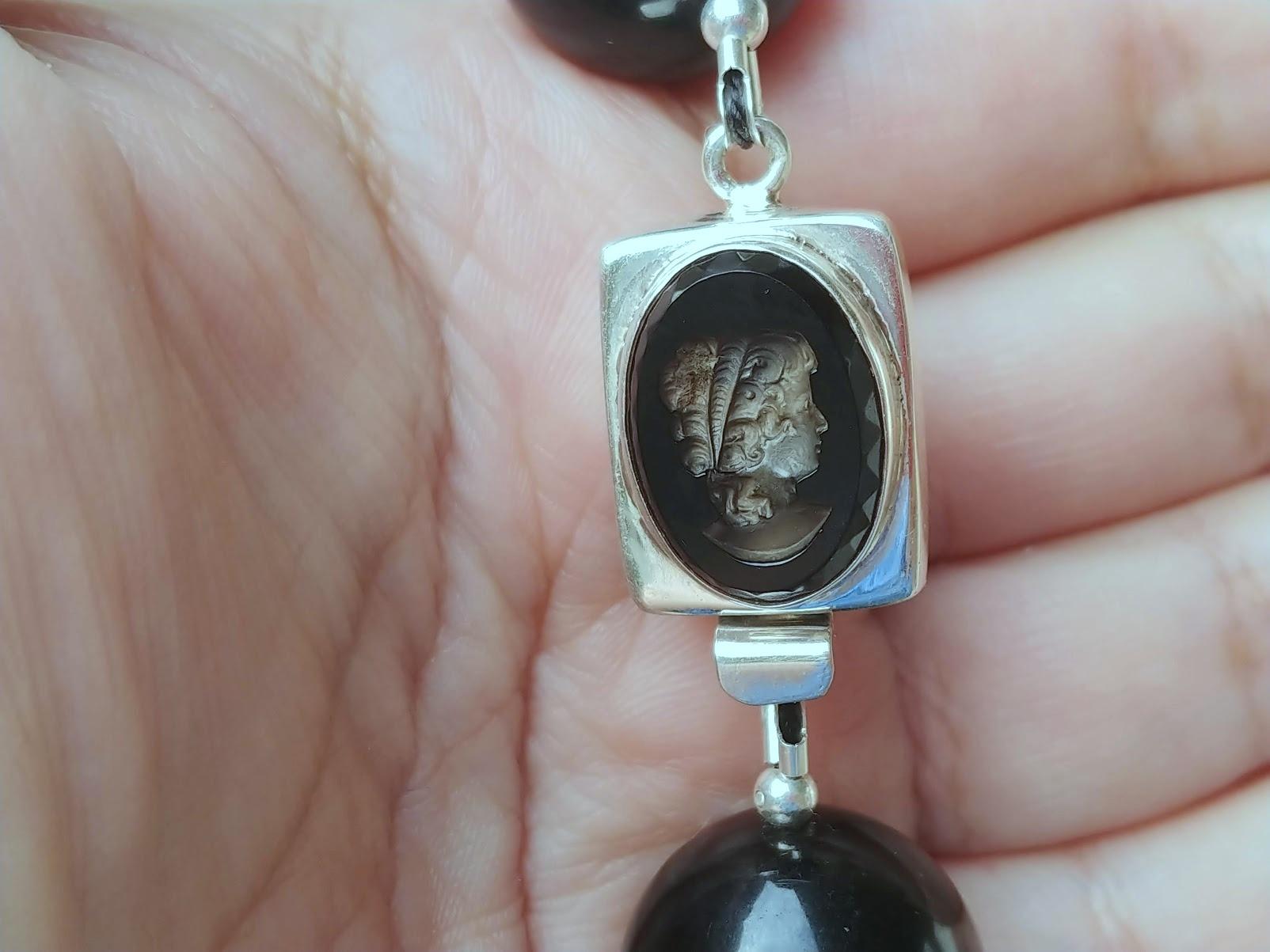 Black Obsidian Necklace with Black Onyx Intaglio Cameo Clasp For Sale 4