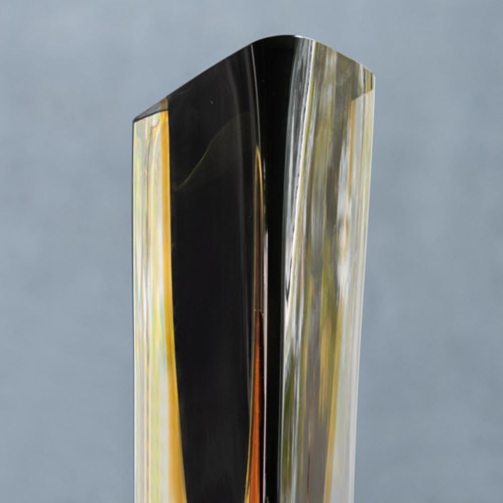 XXIe siècle et contemporain Vase haut ocre noire en vente