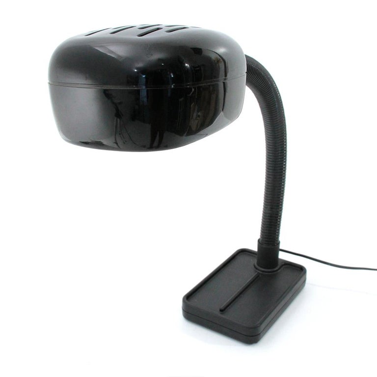 Late 20th Century Black Office Italian Table Lamp, 1980s For Sale