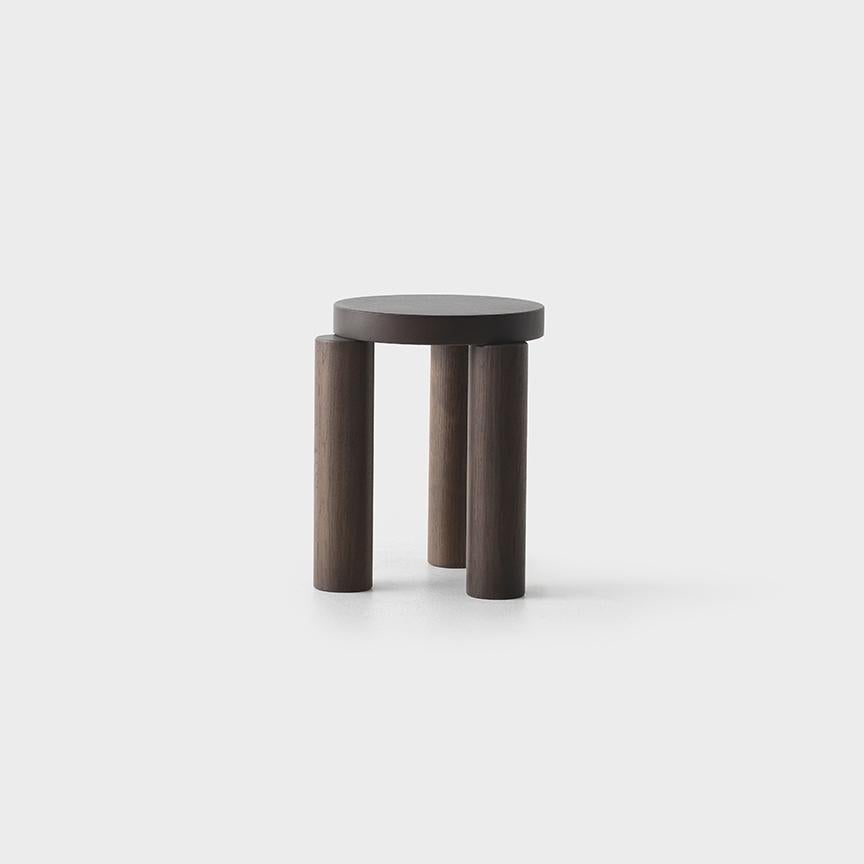 Taburete Offset negro by Resident Posmoderno en venta