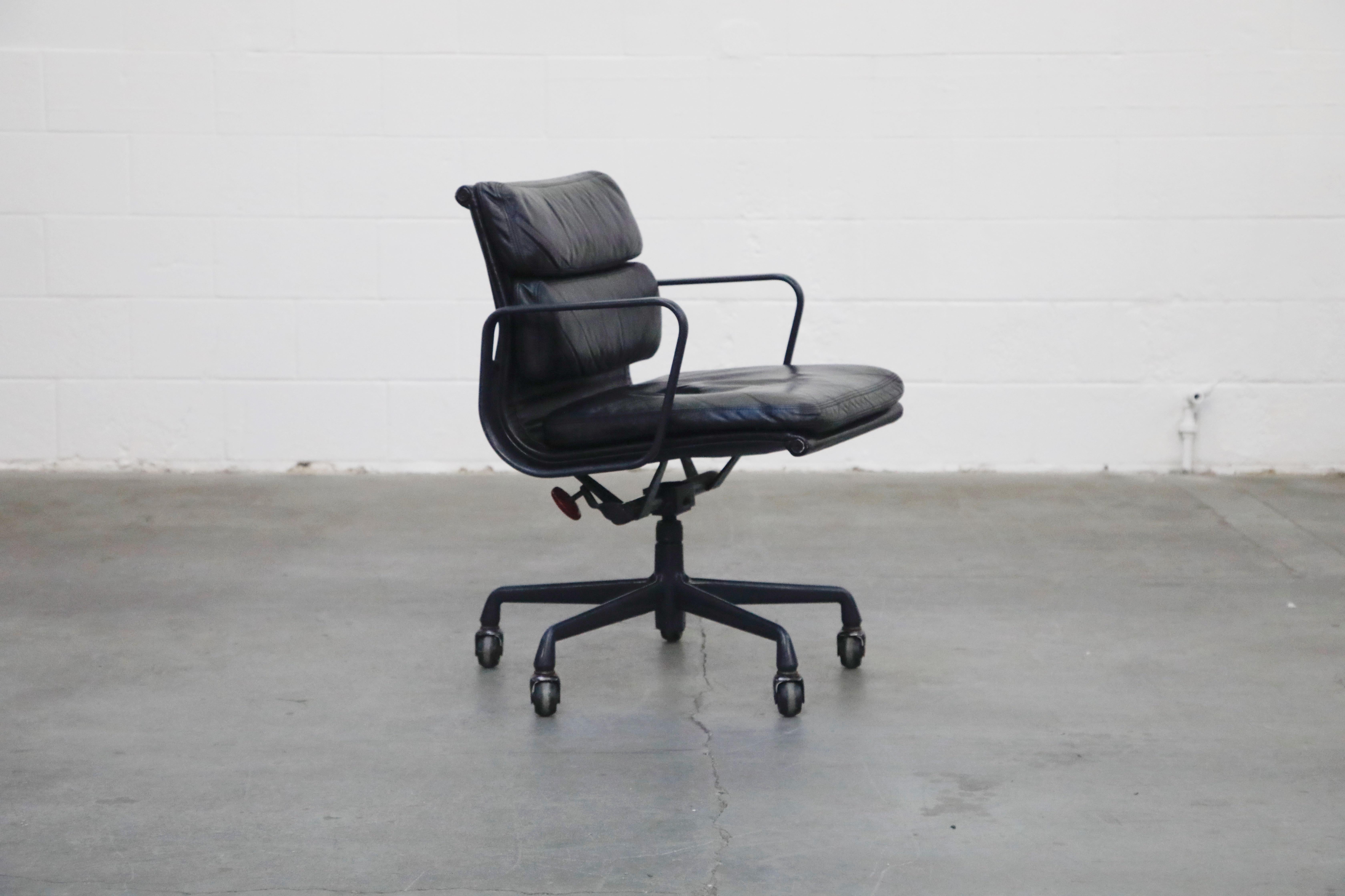 American Black on Black Eames Soft Pad Management Chair by Eames for Herman Miller, 1992