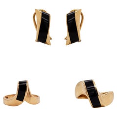 Set aus gedrehten Ringen und Ohrringen aus schwarzem Onyx und 18 Karat Gelbgold x 2 gedrehten Ringen