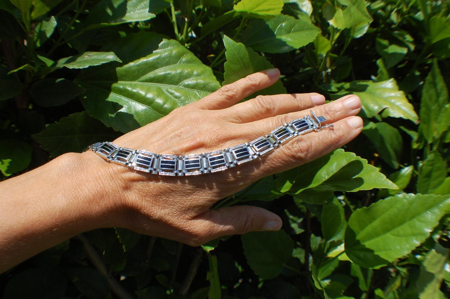 Women's or Men's Black Onyx and Diamond Link Bracelet, Contemporary 51 Grams of 14 Karat Gold