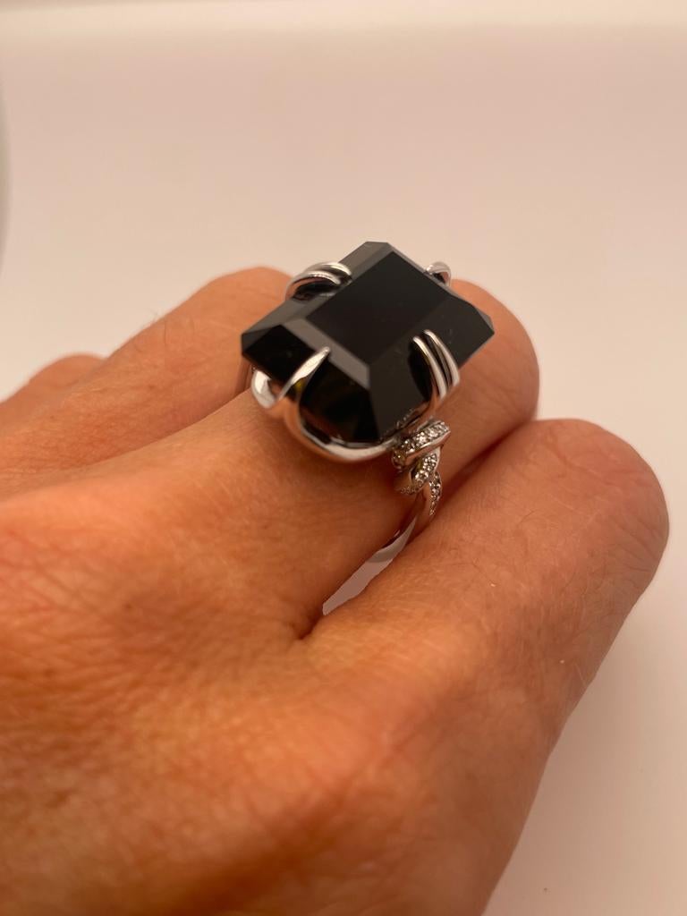 For Sale:  Black Onyx and Diamond Cocktail Forget Me Knot Unisex ring in 18ct white gold  6