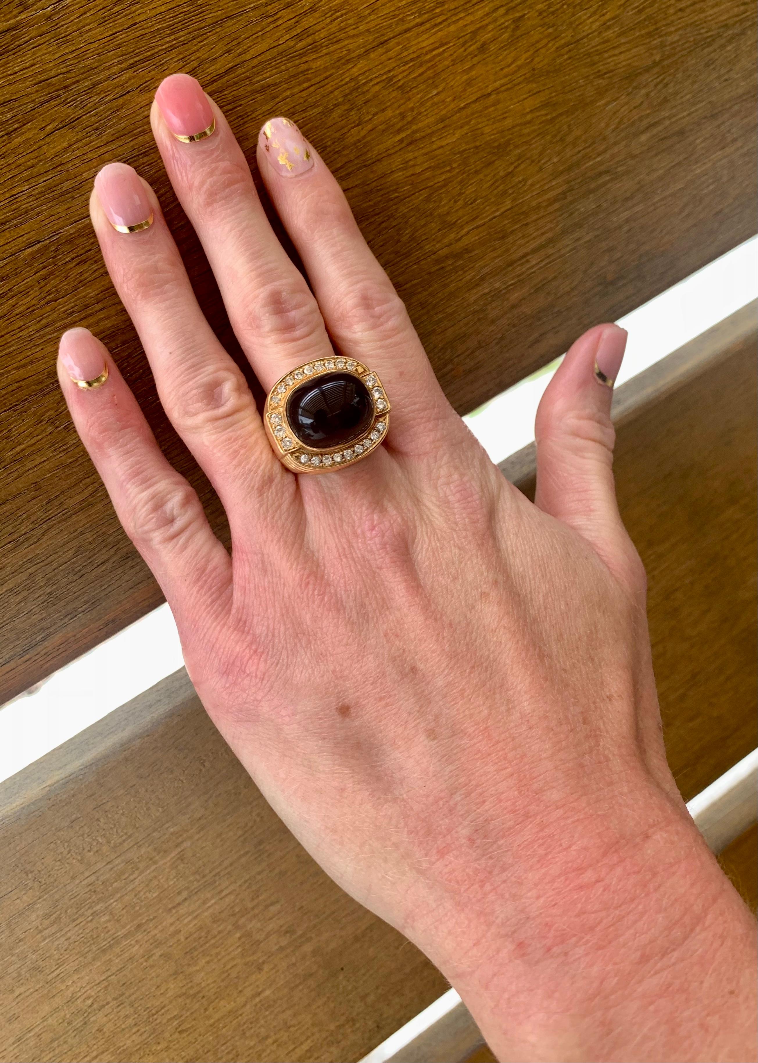 Black Onyx and Diamond Dome Yellow Gold Ring, circa 1970s For Sale 3