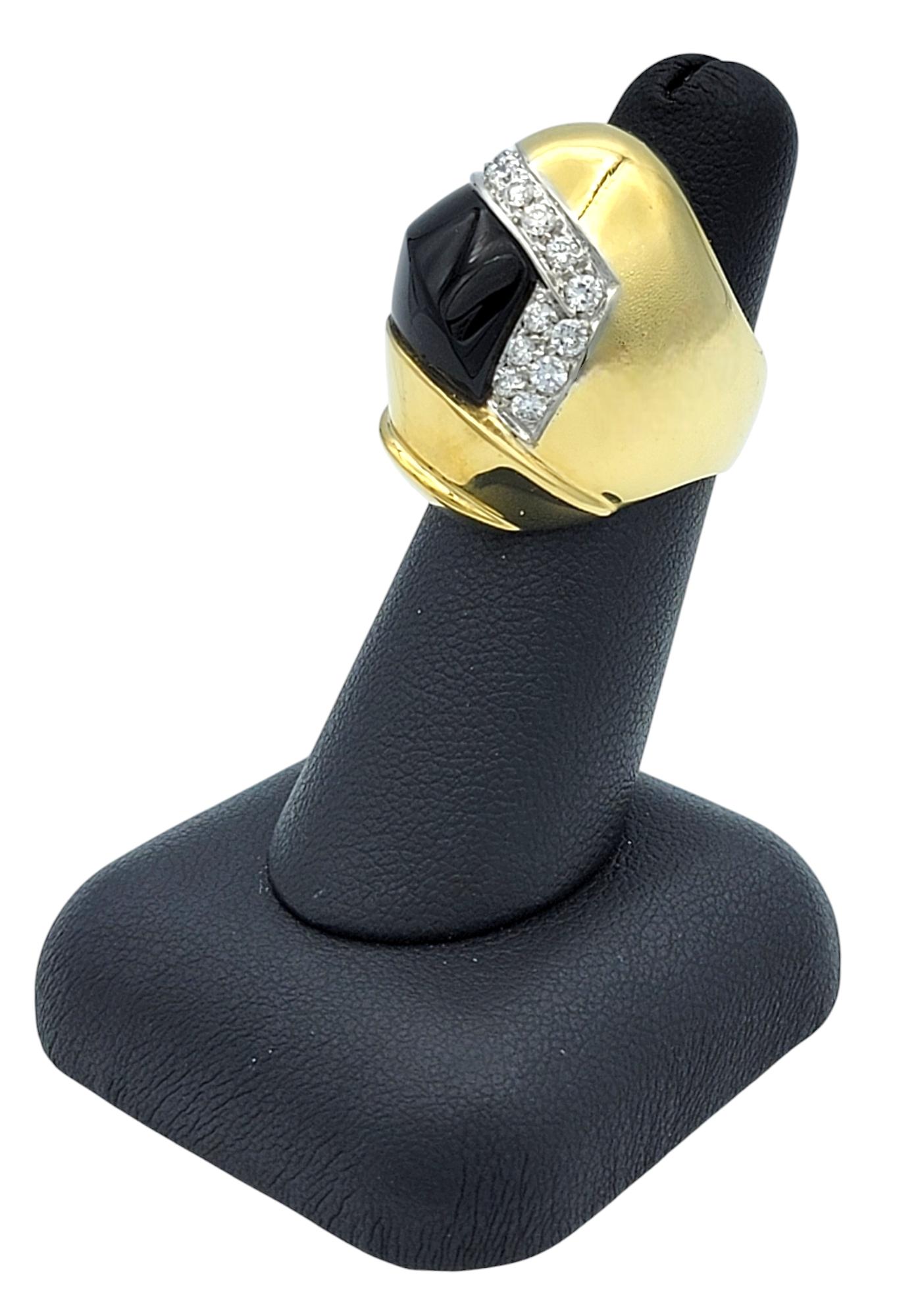 Anello con cupola in onice nera e diamanti in oro lucido bicolore 18 carati in vendita 7