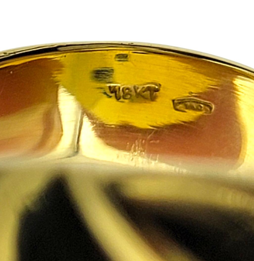 Anello con cupola in onice nera e diamanti in oro lucido bicolore 18 carati in vendita 2