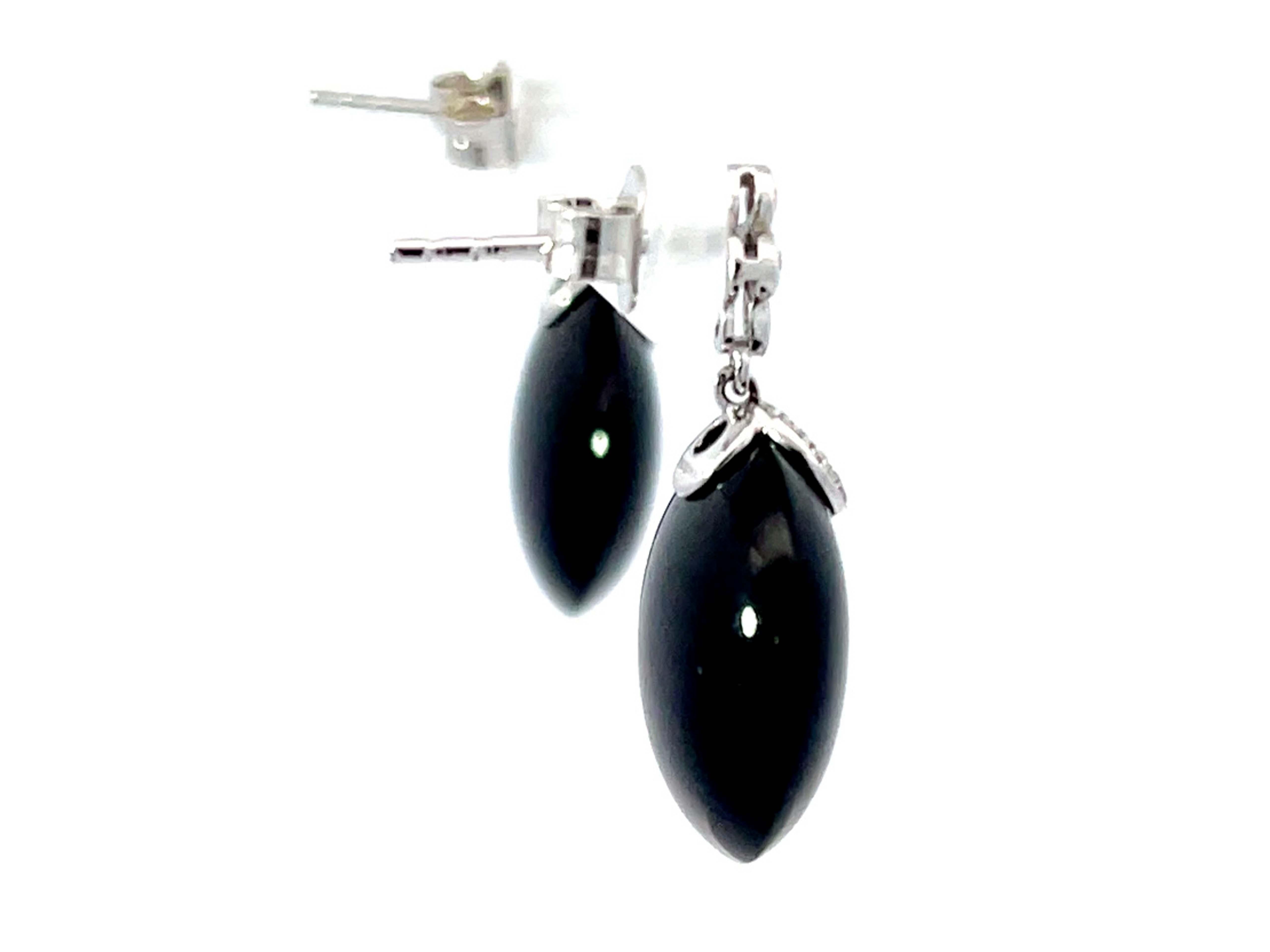 Black Onyx and Diamond Earrings in 18k White Gold In Excellent Condition For Sale In Honolulu, HI