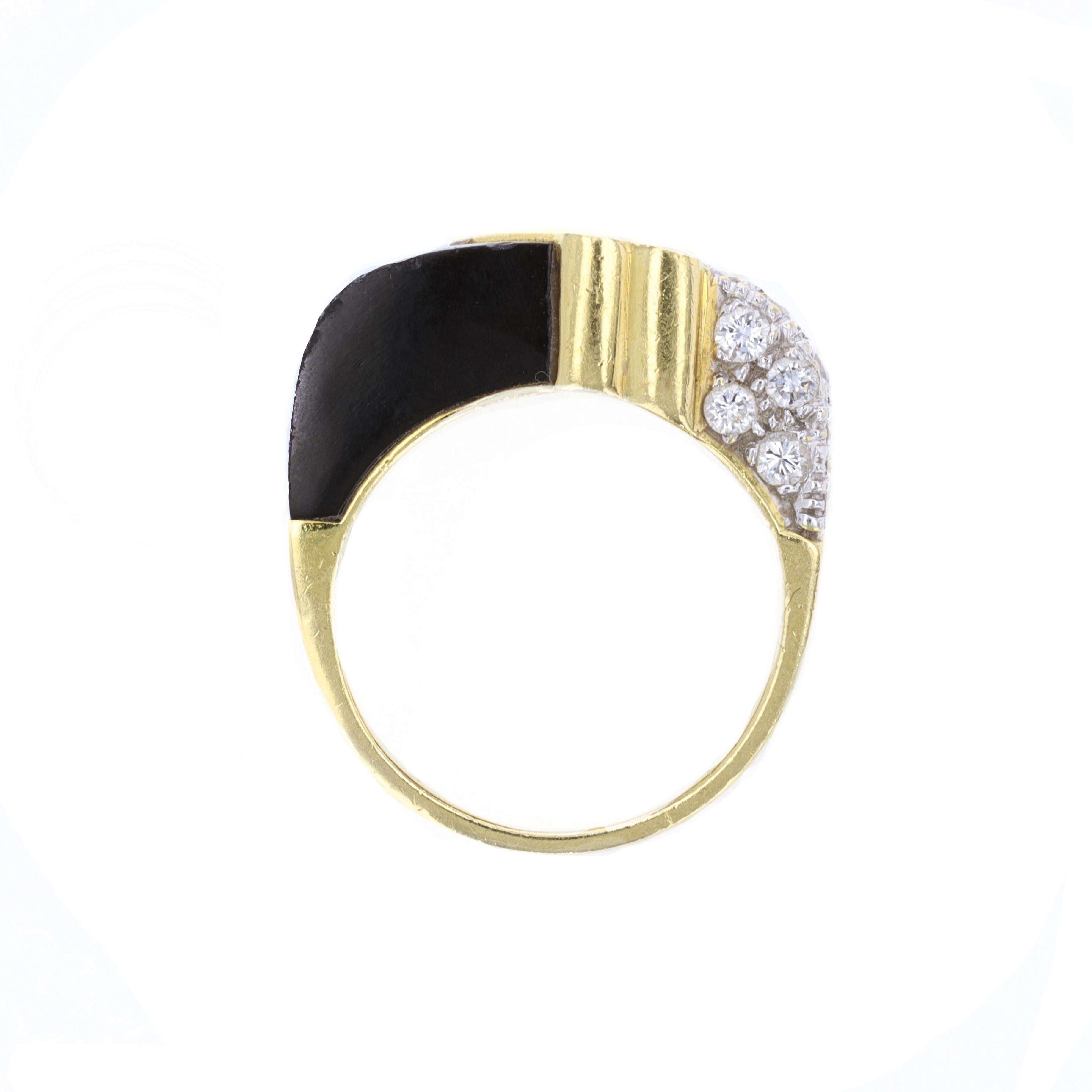 Women's Black Onyx and Diamond Gold Ring For Sale