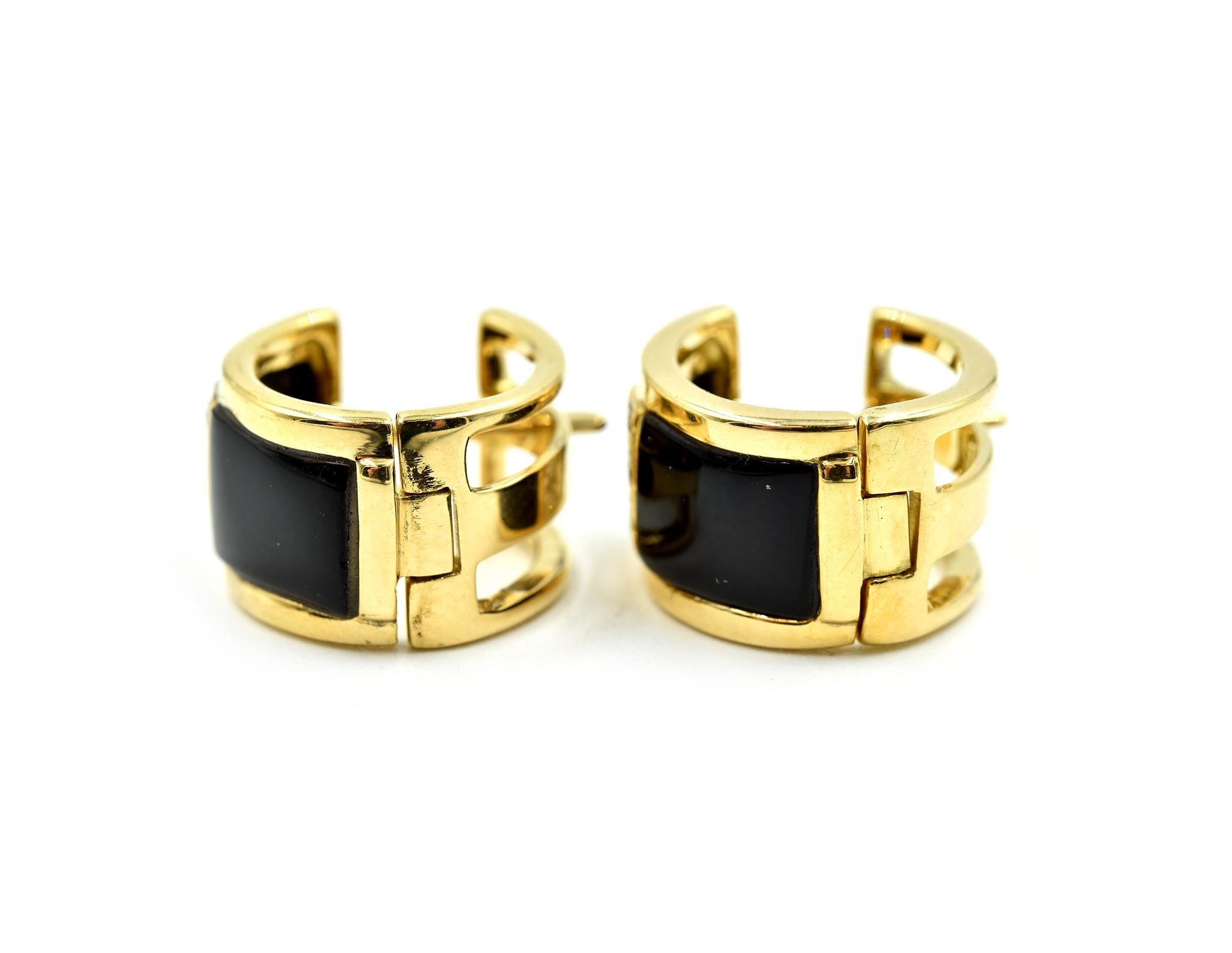 Black Onyx and Diamond Huggie Earrings 18 Karat Yellow Gold In New Condition In Scottsdale, AZ