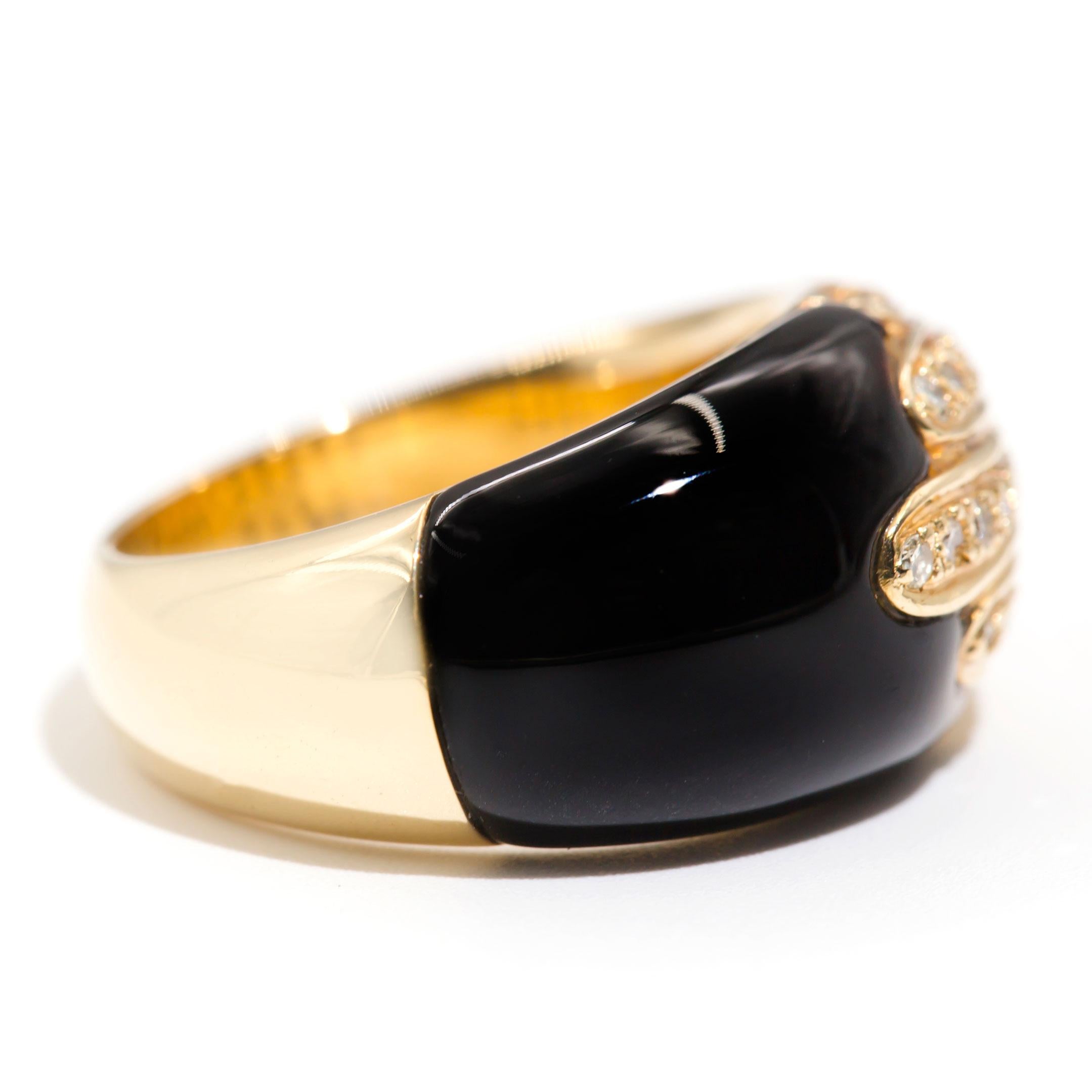 Black Onyx and Round Brilliant Diamonds 18 Carat Yellow Gold Vintage Dome Ring 1
