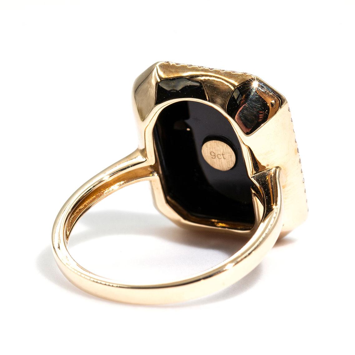 Emerald Cut Black Onyx and Round Diamond 9 Carat Yellow Gold Vintage Ring