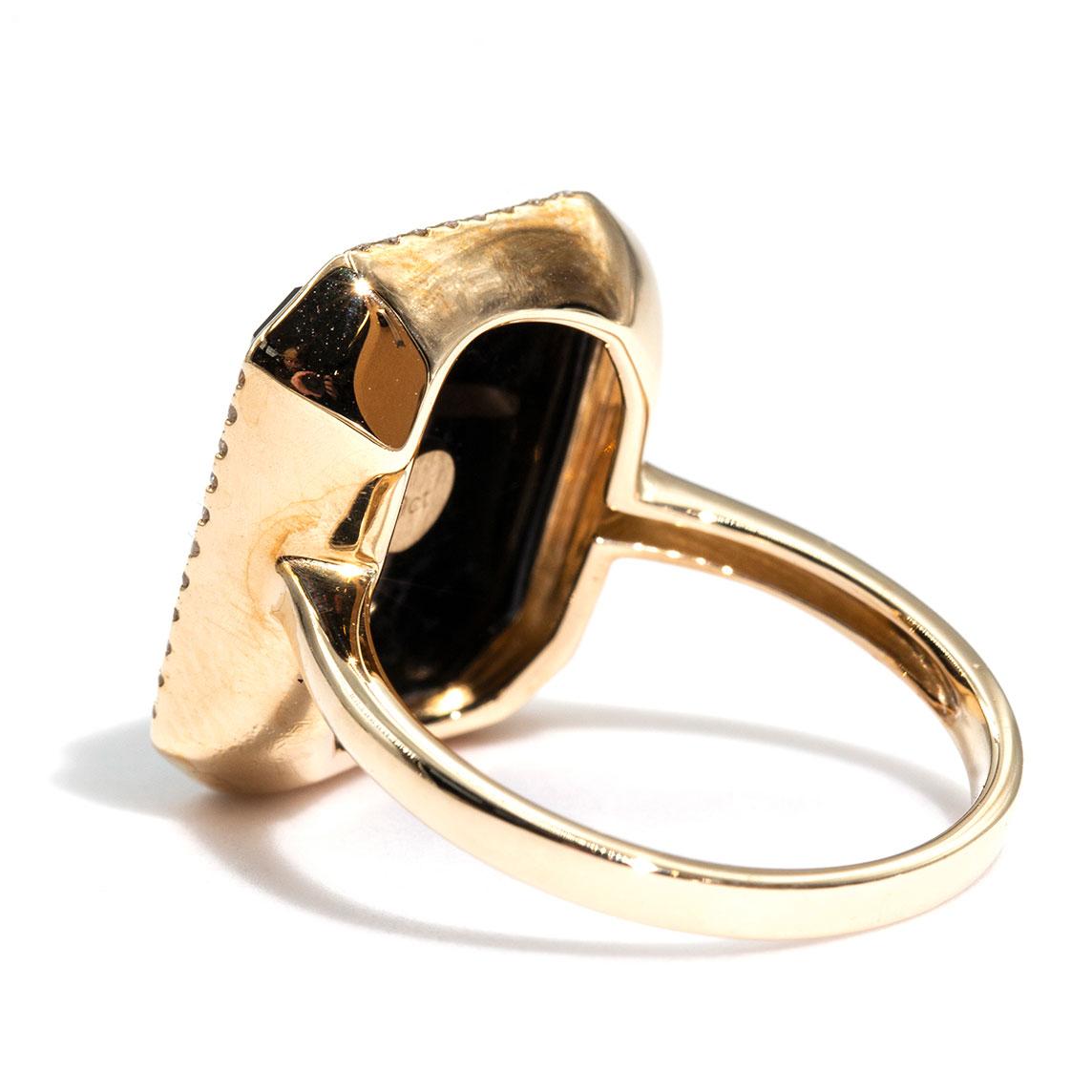 Black Onyx and Round Diamond 9 Carat Yellow Gold Vintage Ring 1